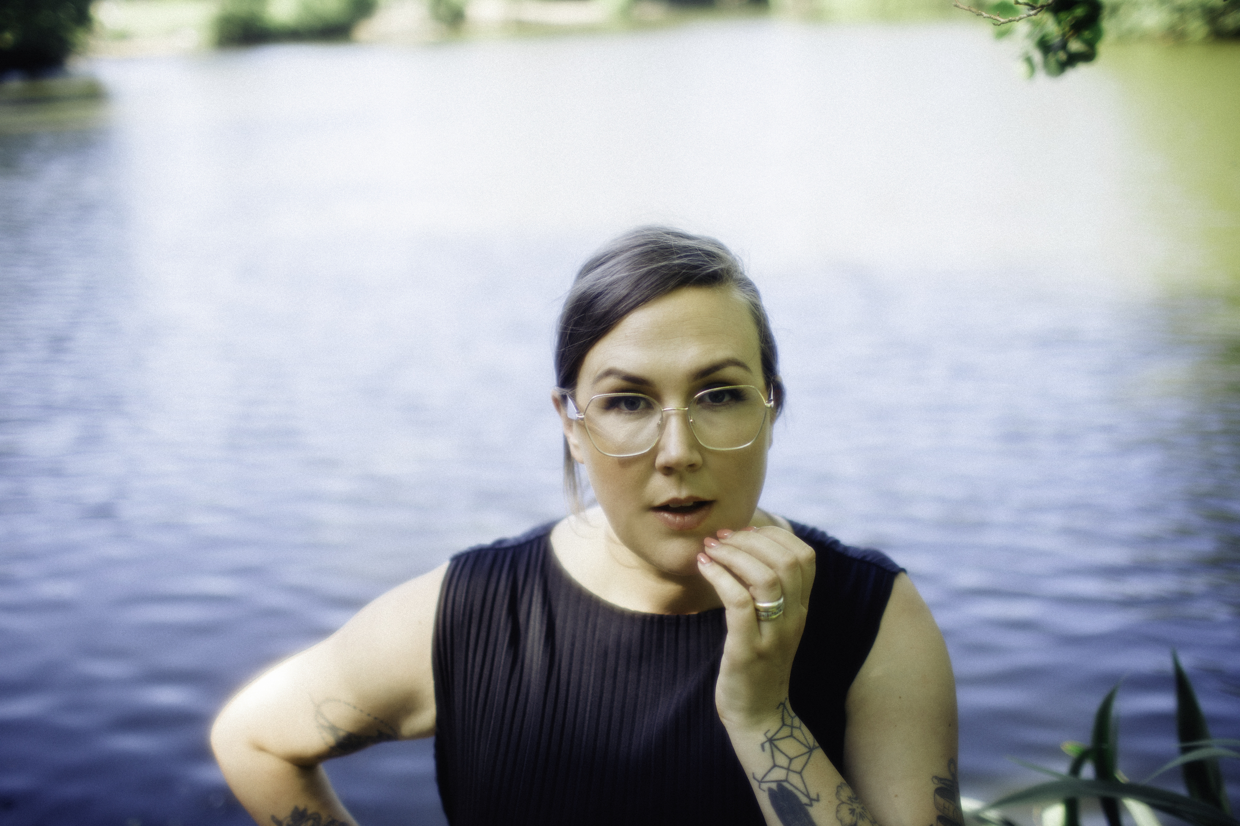 NADIAREID PRESS 5672 Edit