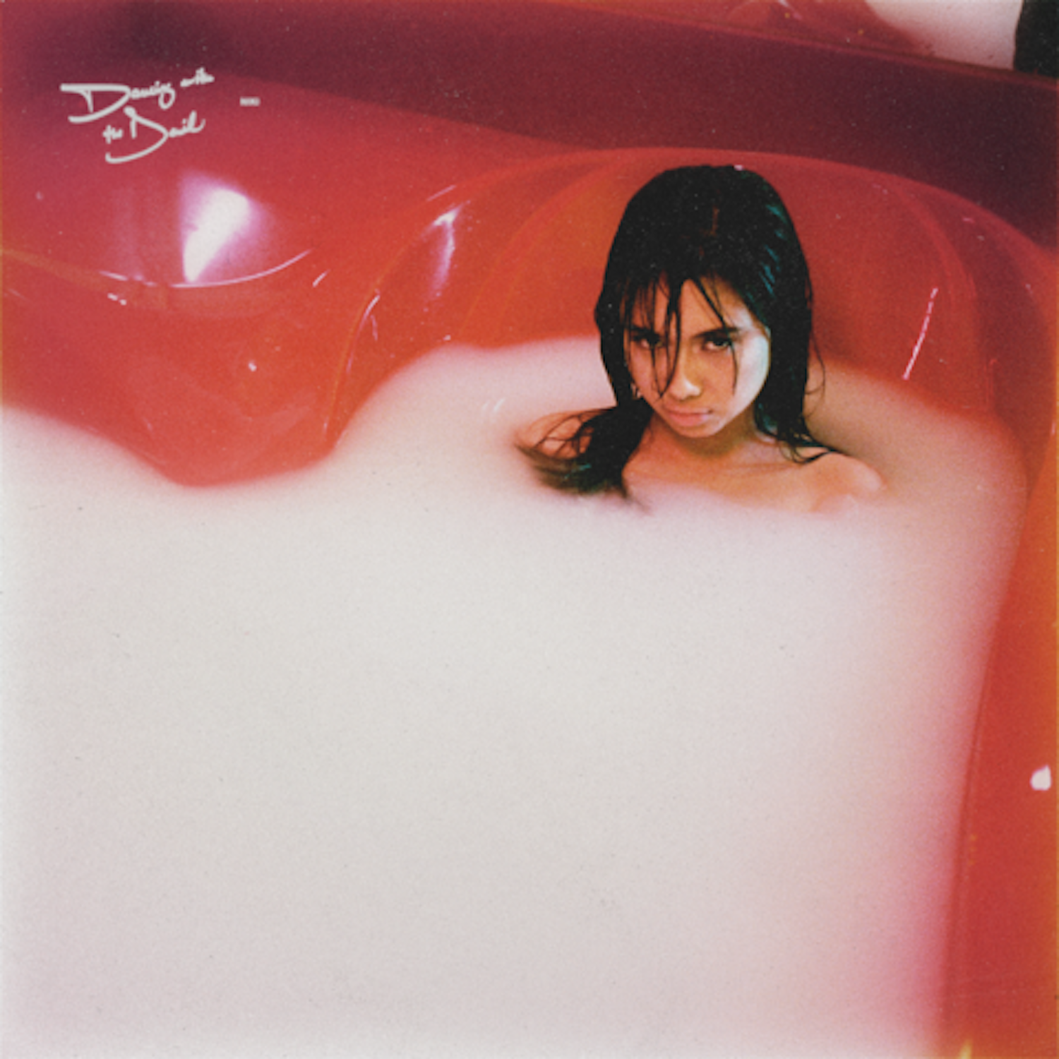 NIKI Dancing with devil