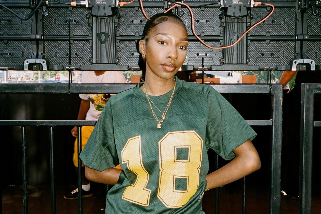 Nia Smith Little Red Car