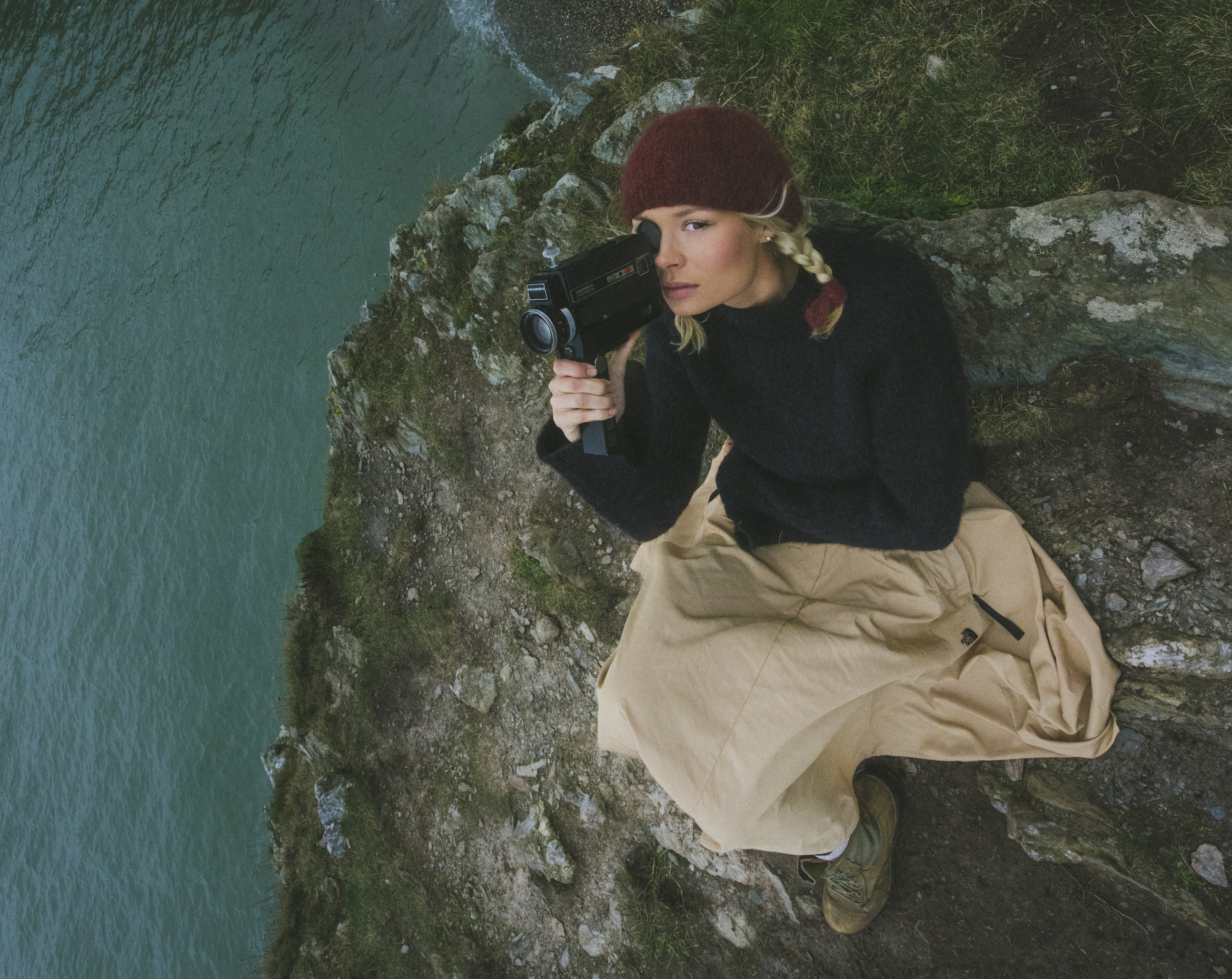 Nina Nesbitt record label