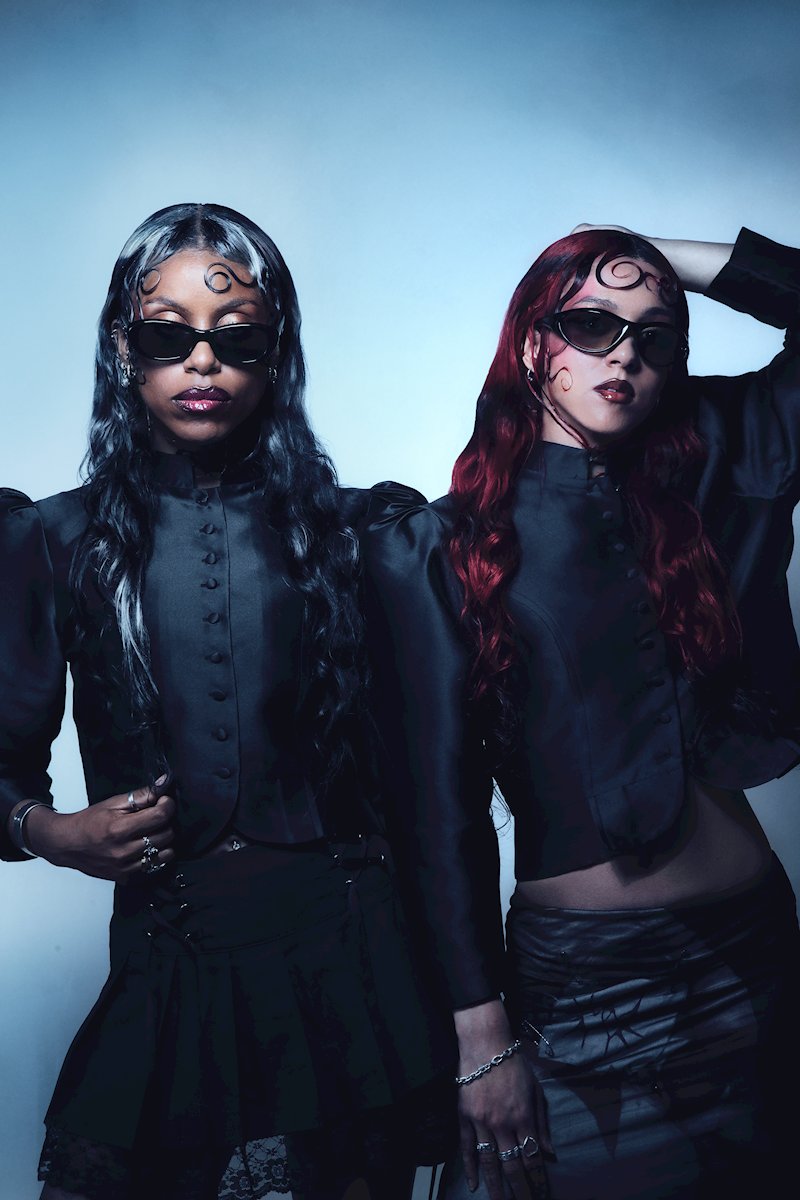 Nova Twins 1 cred Nicole Chen