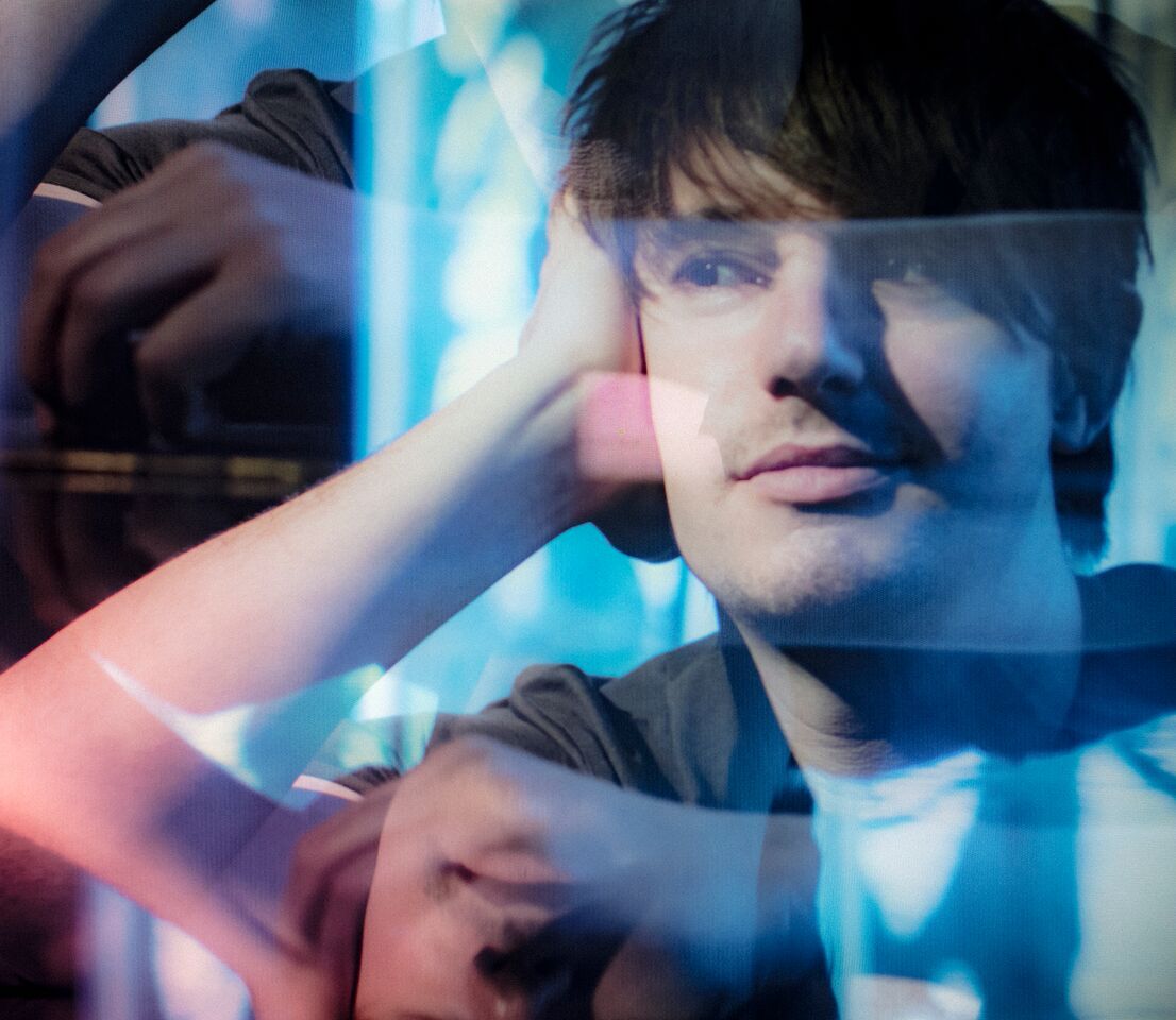 POP CRISIS Christian Hardy 002