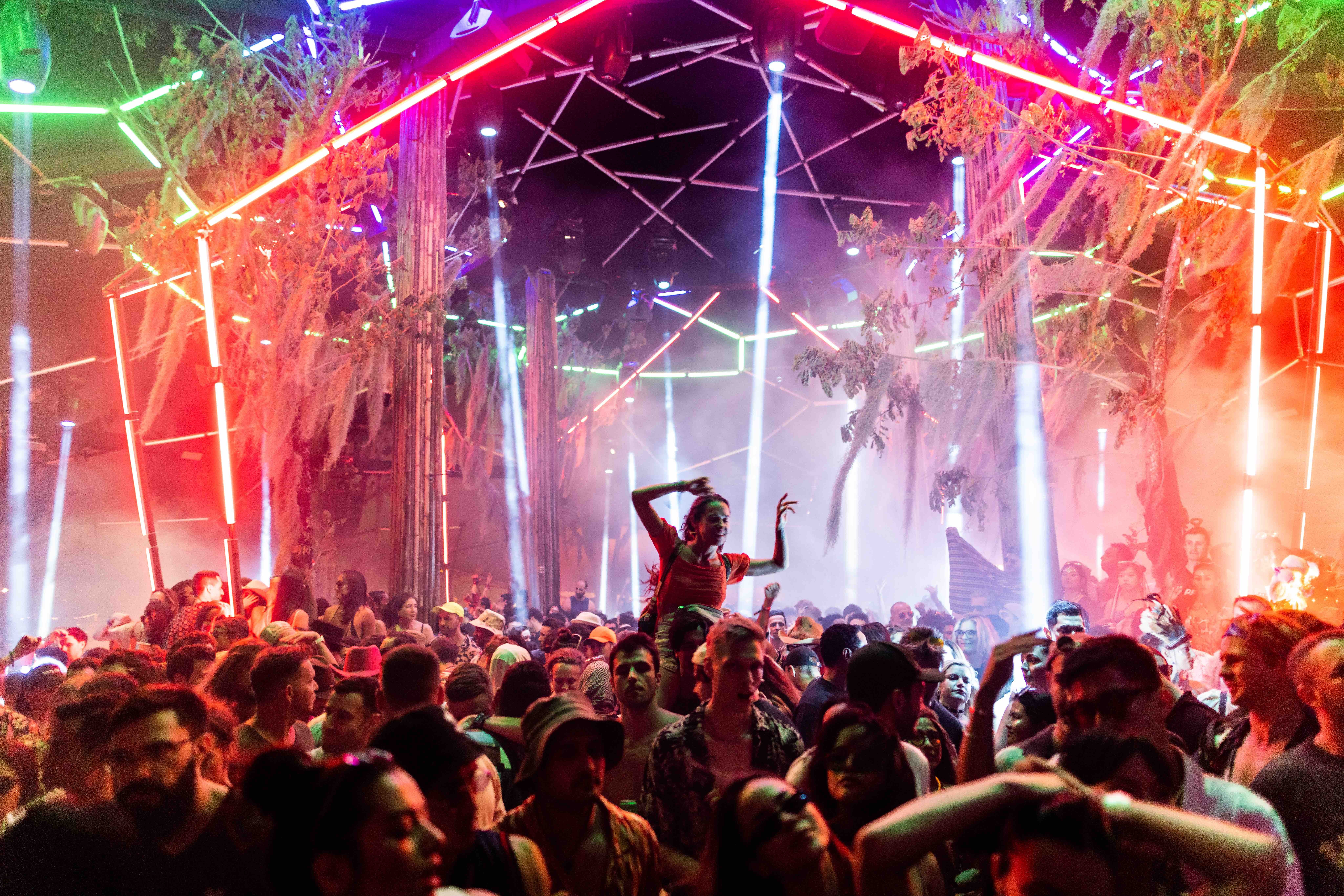 People of Polygon IMG 2347