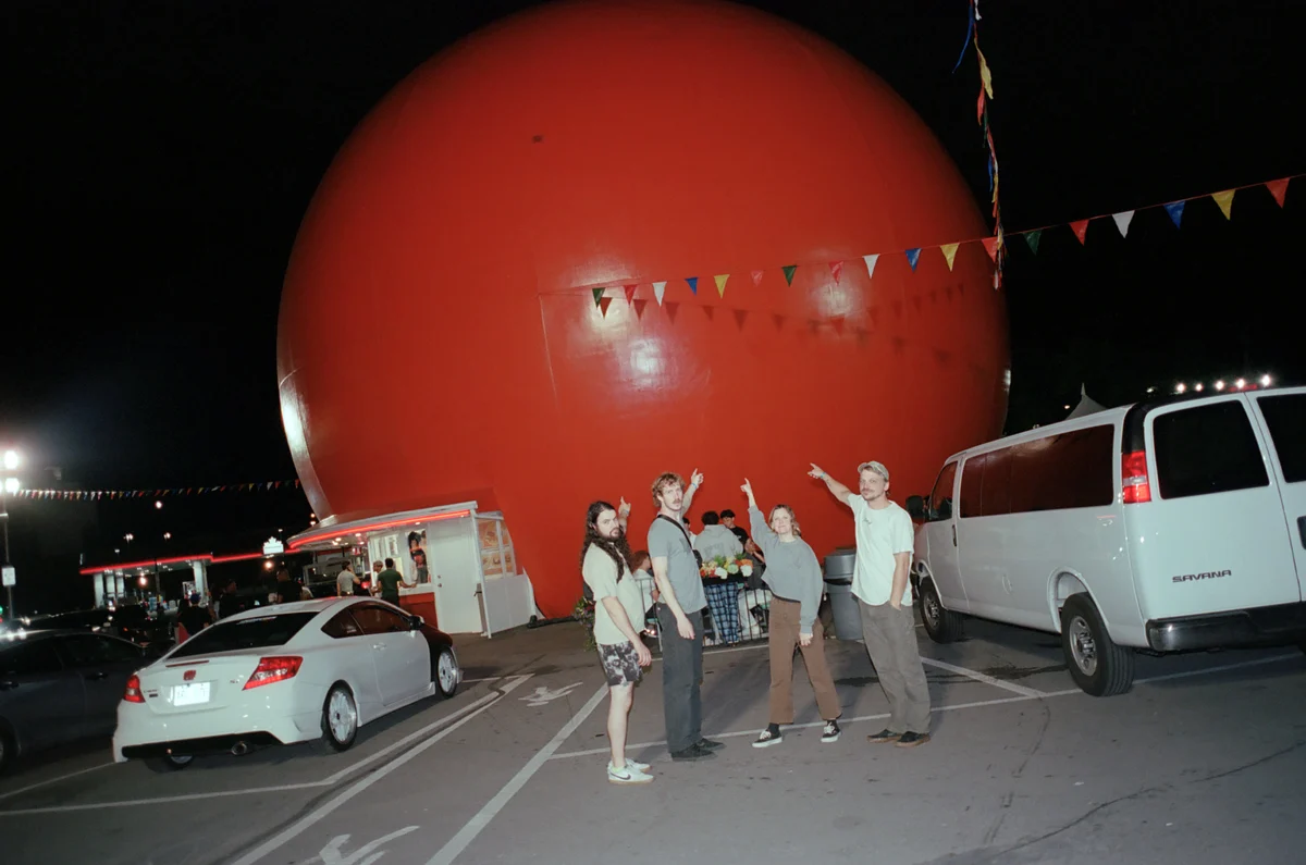 Porcelain announce West Coast tour with new album on the way