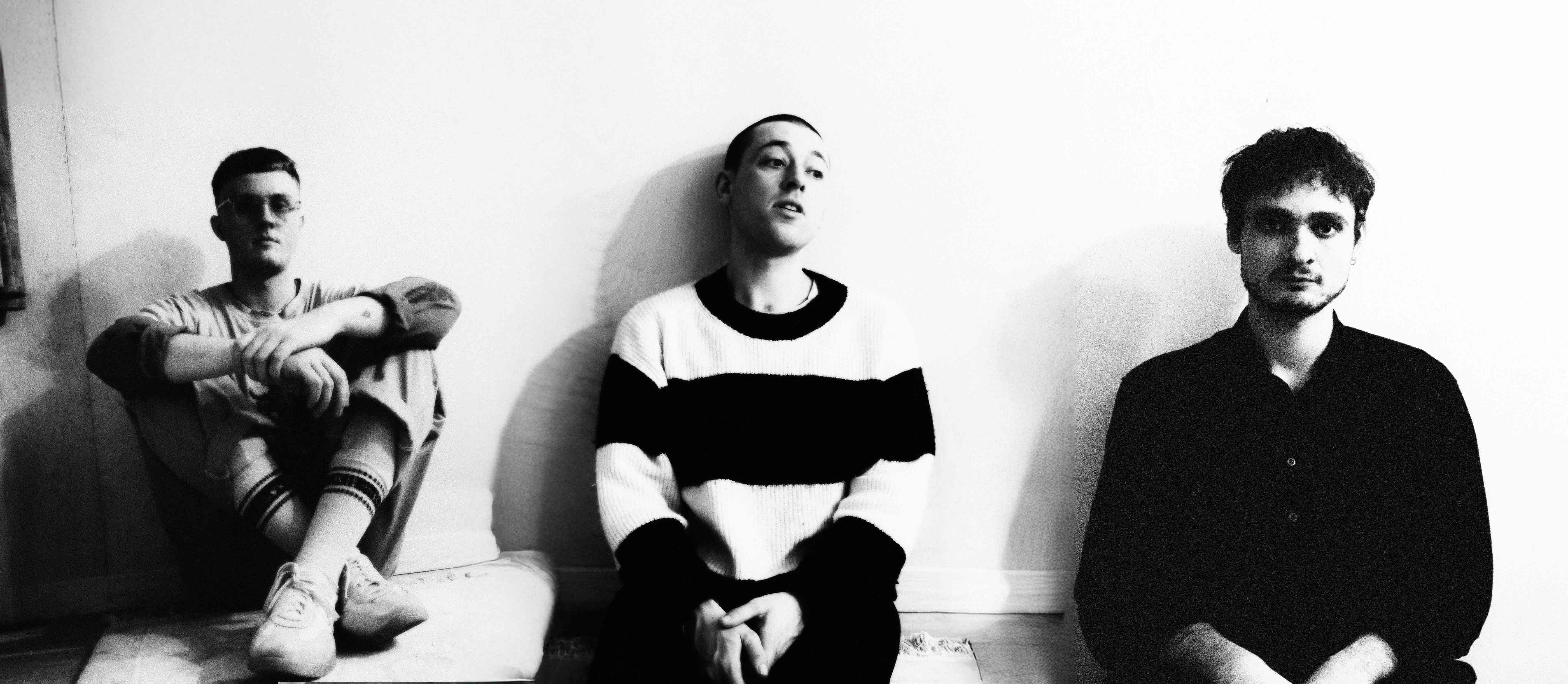 Press Shot Landscape Low Res MOULD c Sal Redpath