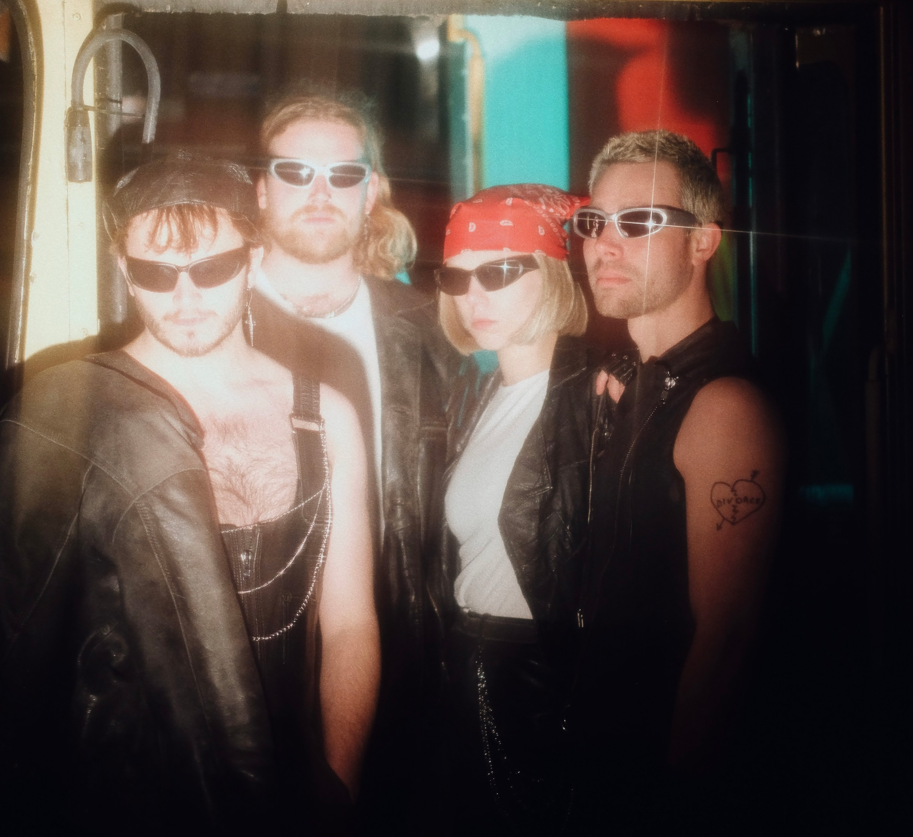 Press Shot Divorce in sunglasses c Meadow Florence