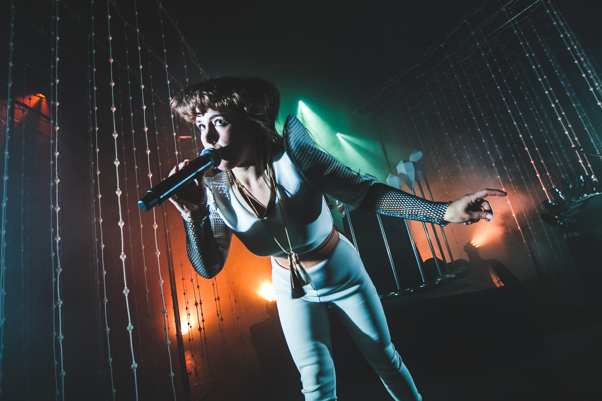 Purity Ring O2 SBE London 300415 Wunmi Onibudo 9