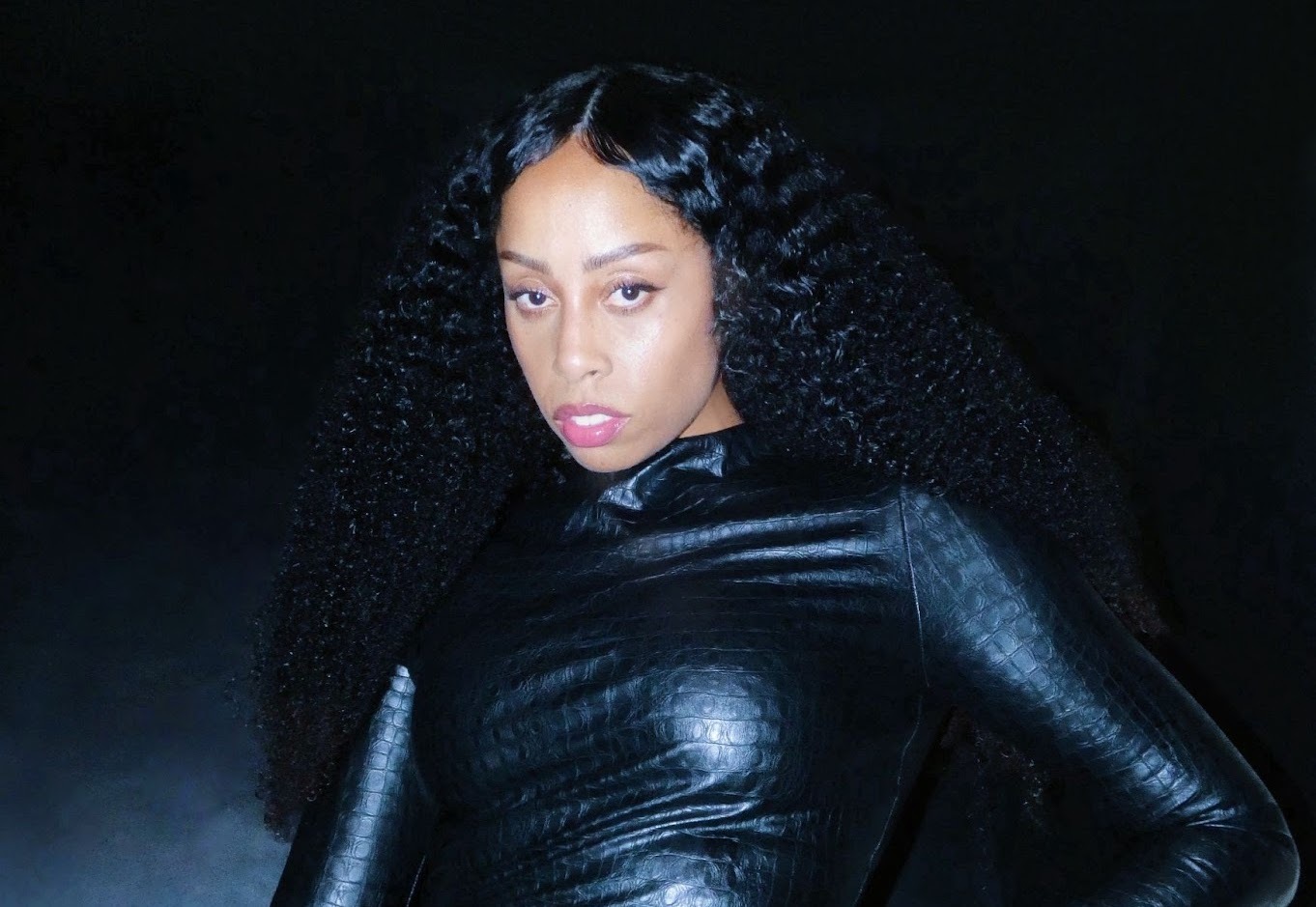 Rochelle Jordan Through the Wall