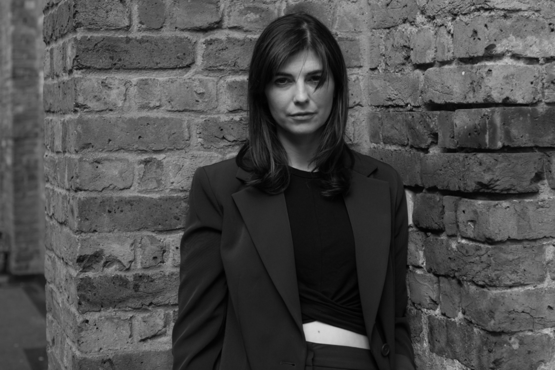 Roxanne De Bastion Ultraviolet