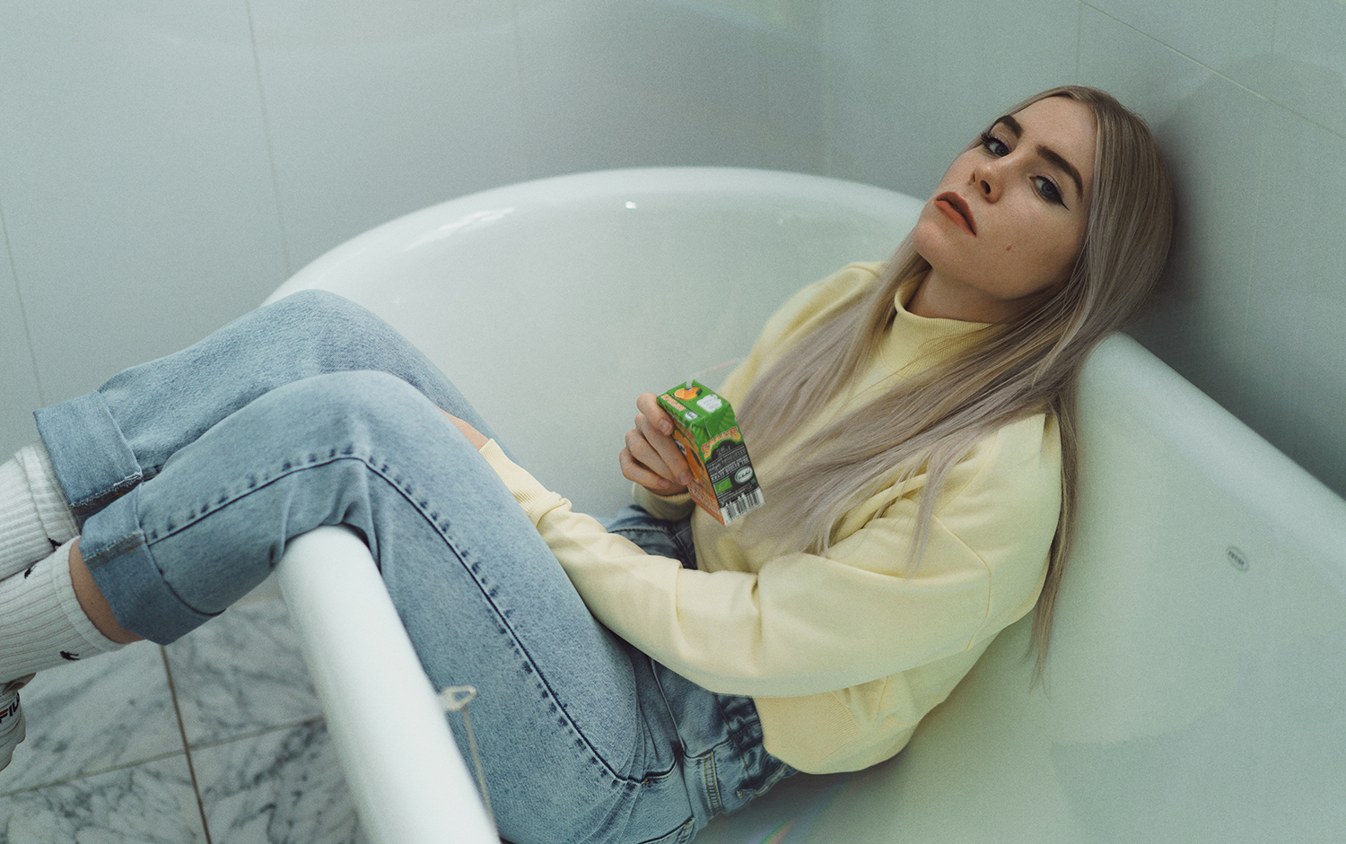 SHYMARTIN PHOTO PRESS BLUE Credit Hampus Hjellstrom