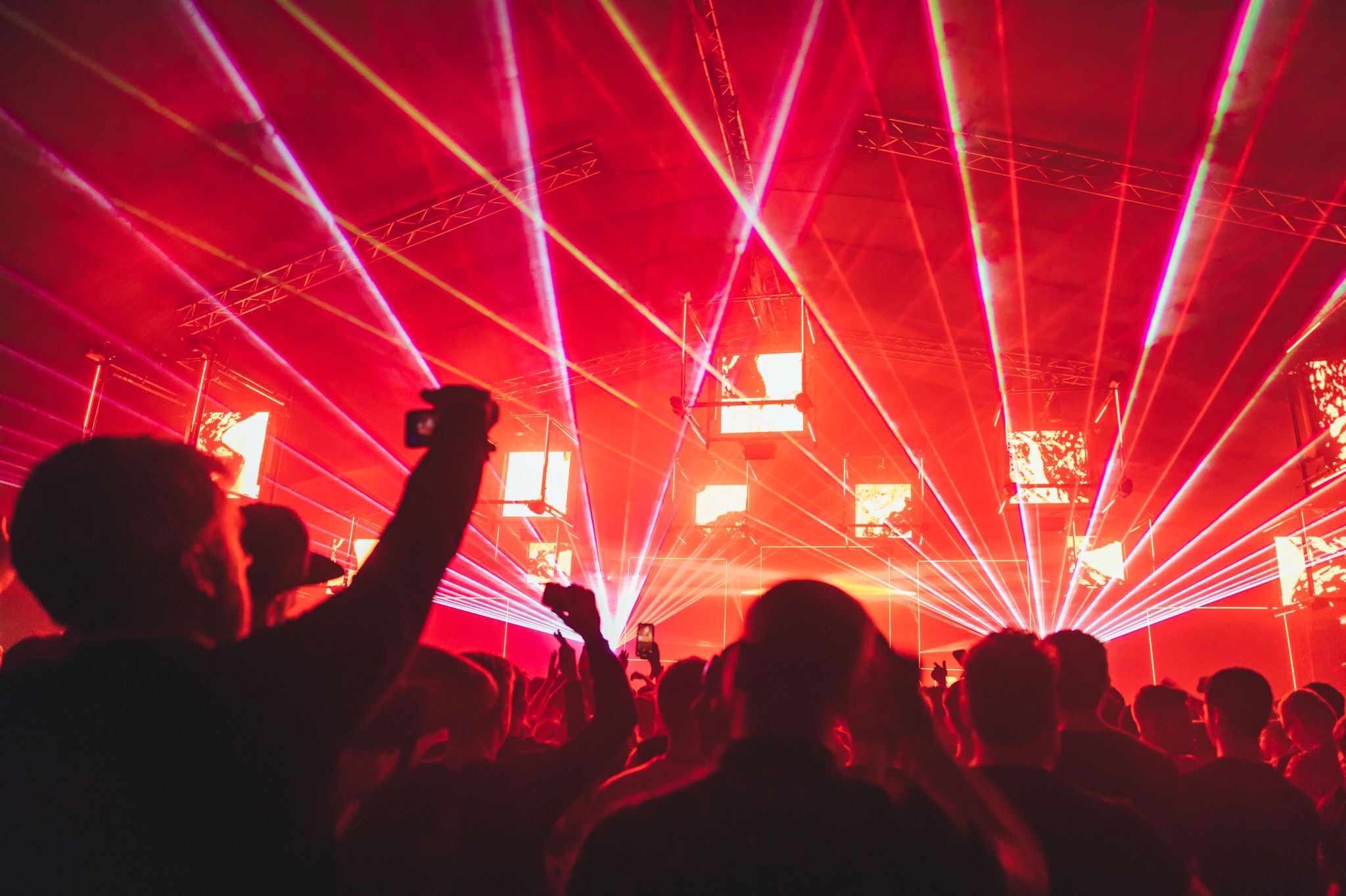 SNOWBOMBING 2018 ANDREW WHITTON 10726