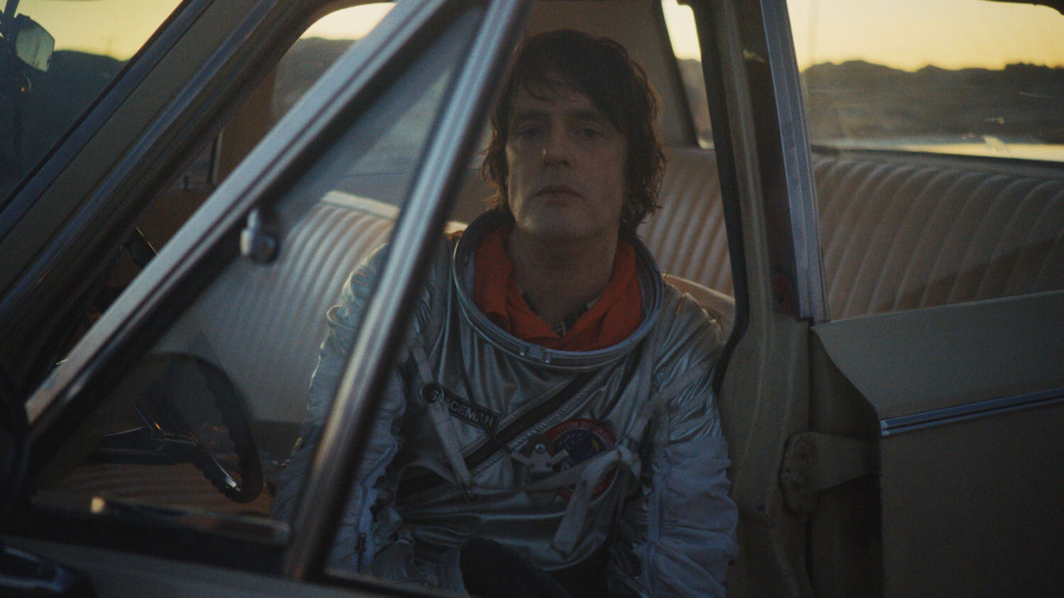 SPIRITUALIZED Press Shot A Credit 750x1300