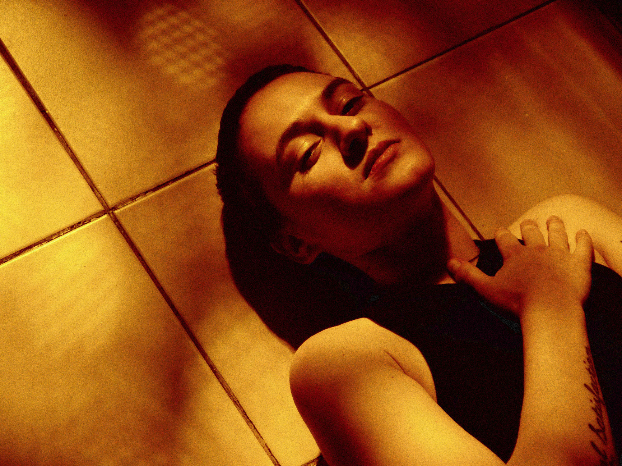 SR Singles Press Photo Sam Tudor