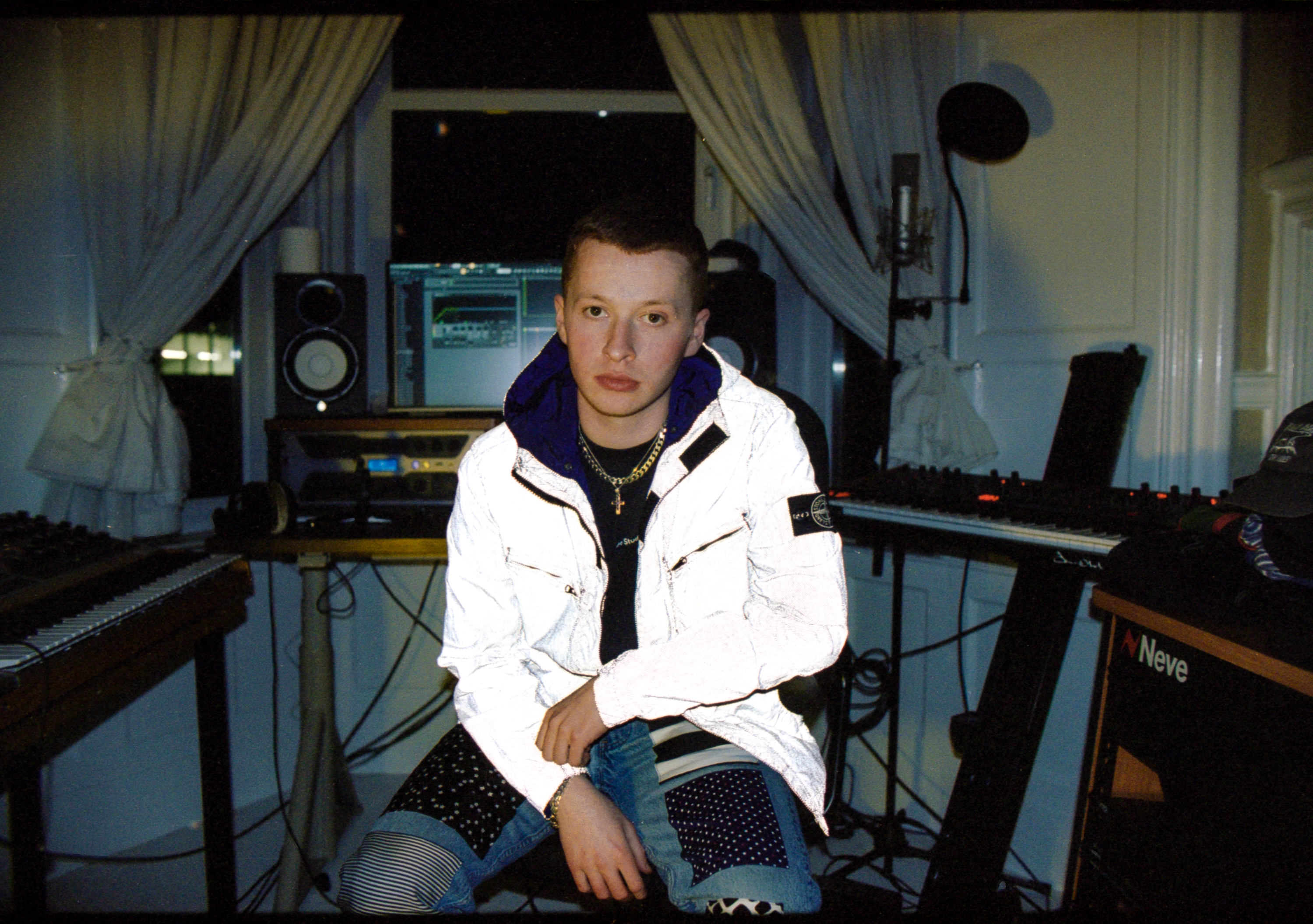 Sam Gell EP Alternative Press Shot