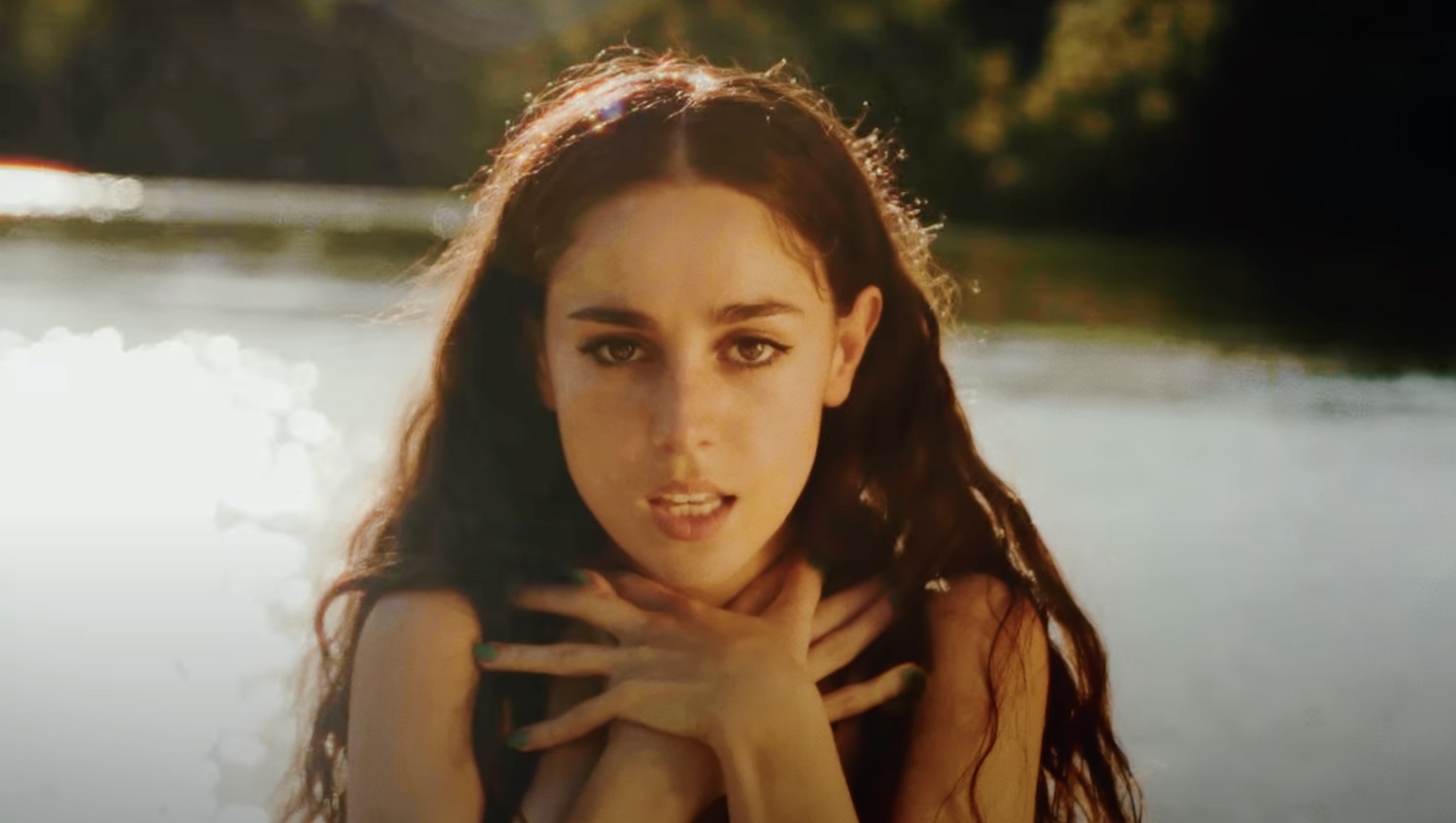 Samia Mad At Me video