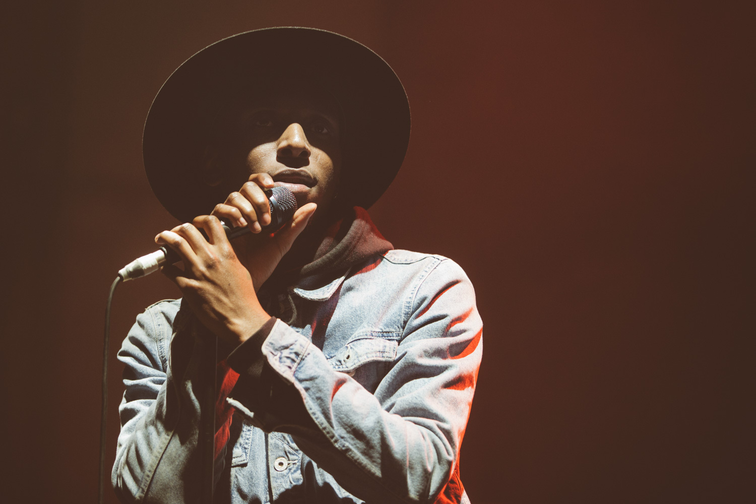 Samm Henshaw London260212 J Williamson 8