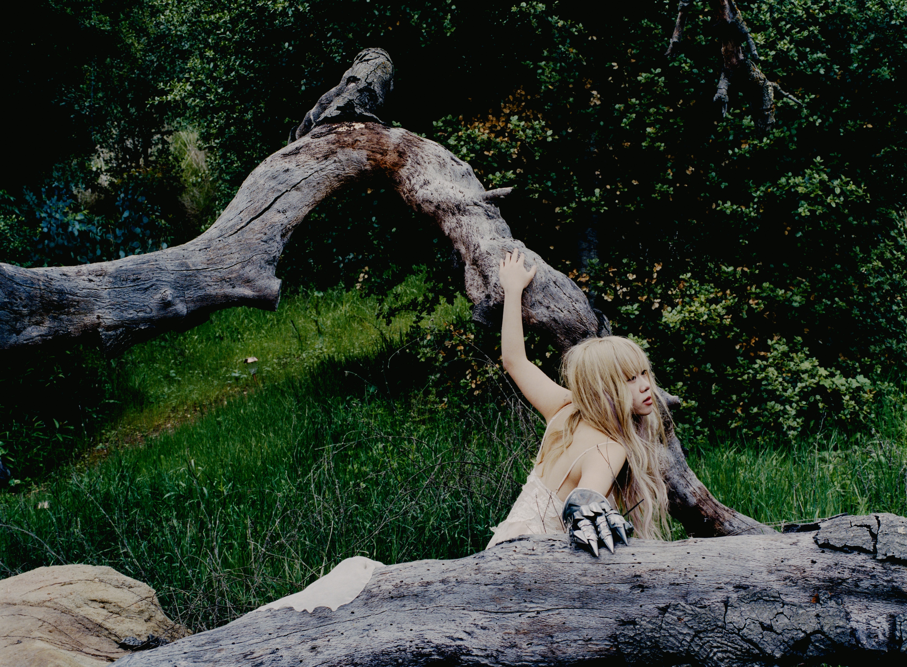 Save me now Press Pic Elinor Kry 2