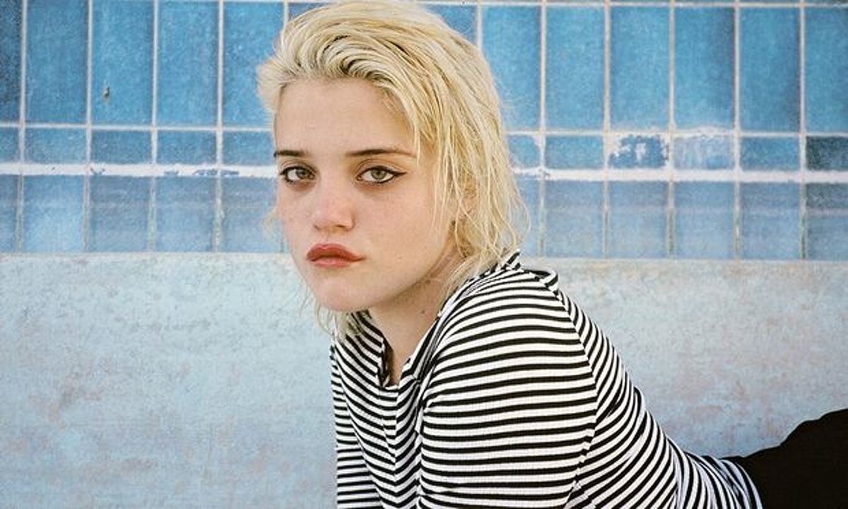 Sky Ferreira press image 011
