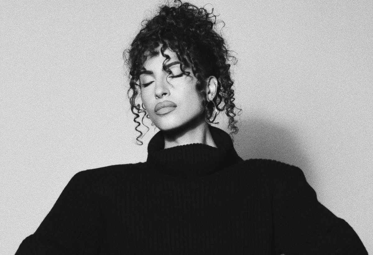 Snoh Aalegra announces new album, Legendary Love