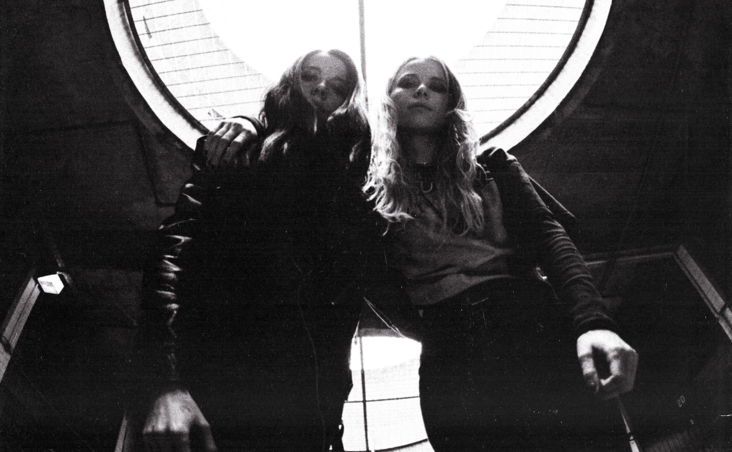 Softcult tunnel monochrome PEARL COOK