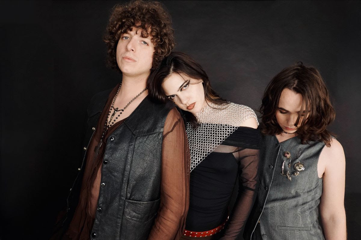 Sunflower Bean Mortal Primetime