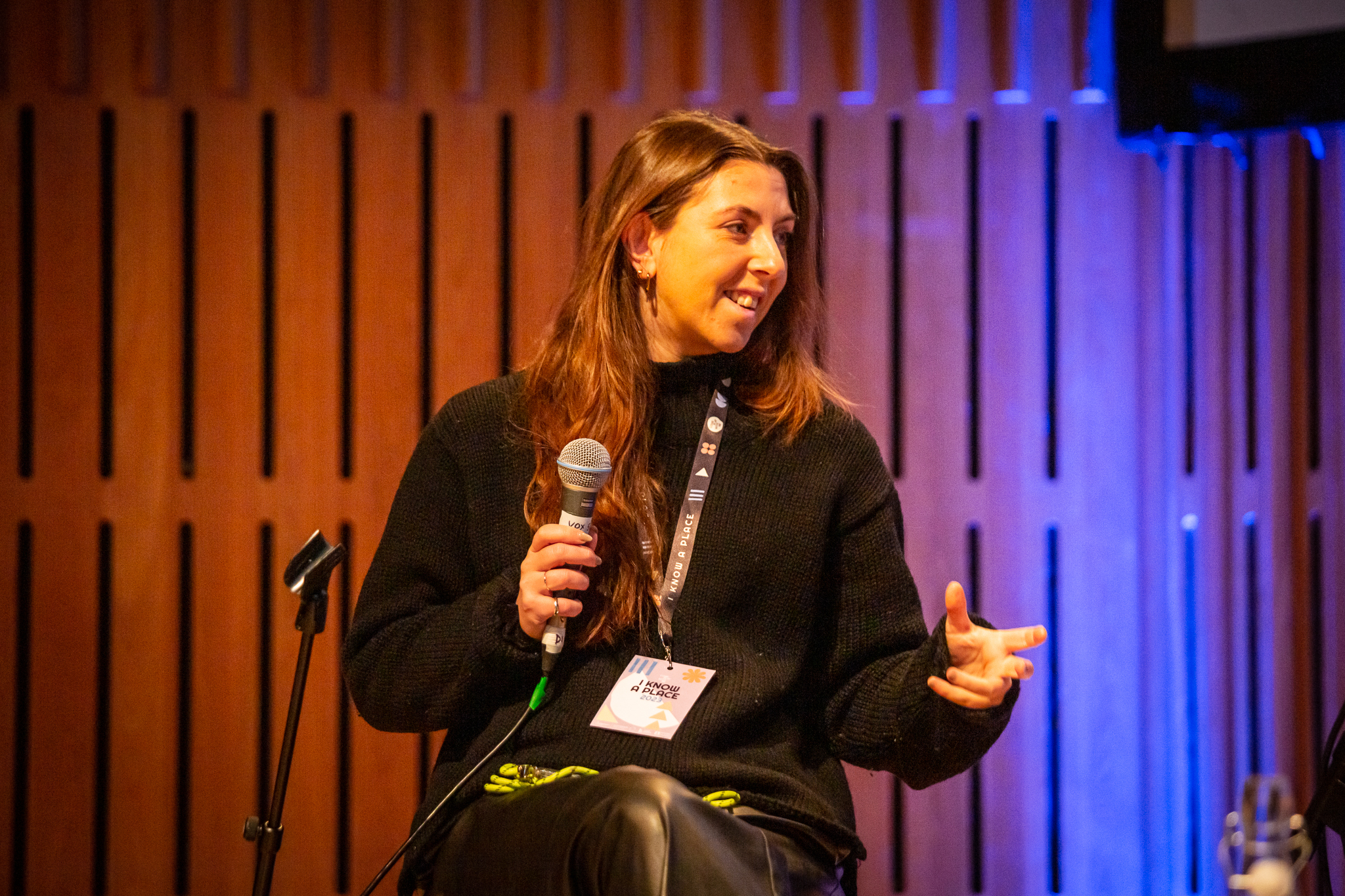 T3 A8873 IKAP Come Play With Me Andrew Benge