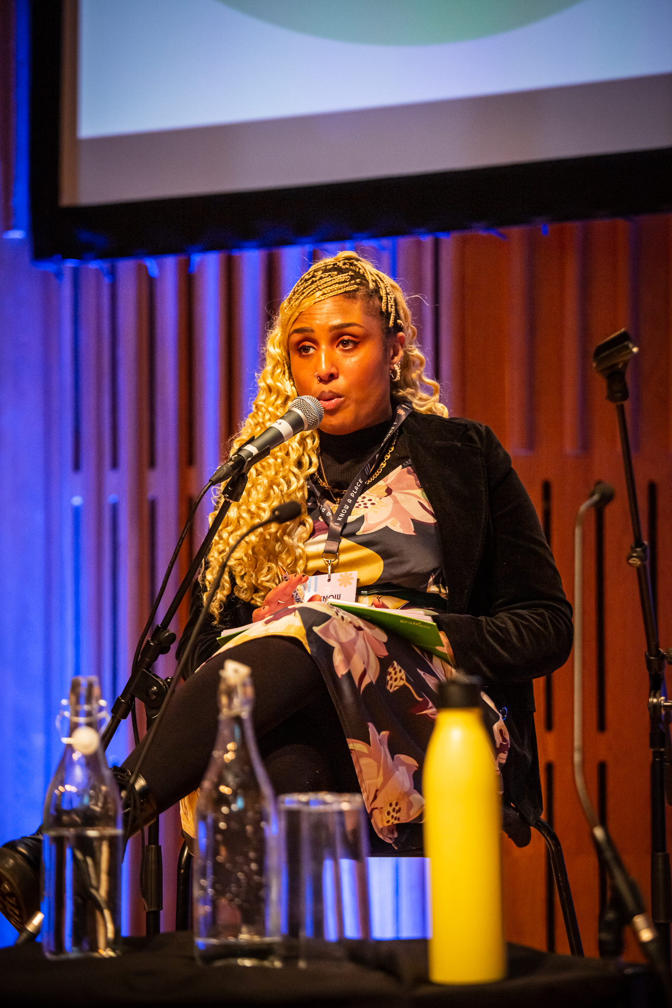 T3 A8877 IKAP Come Play With Me Andrew Benge