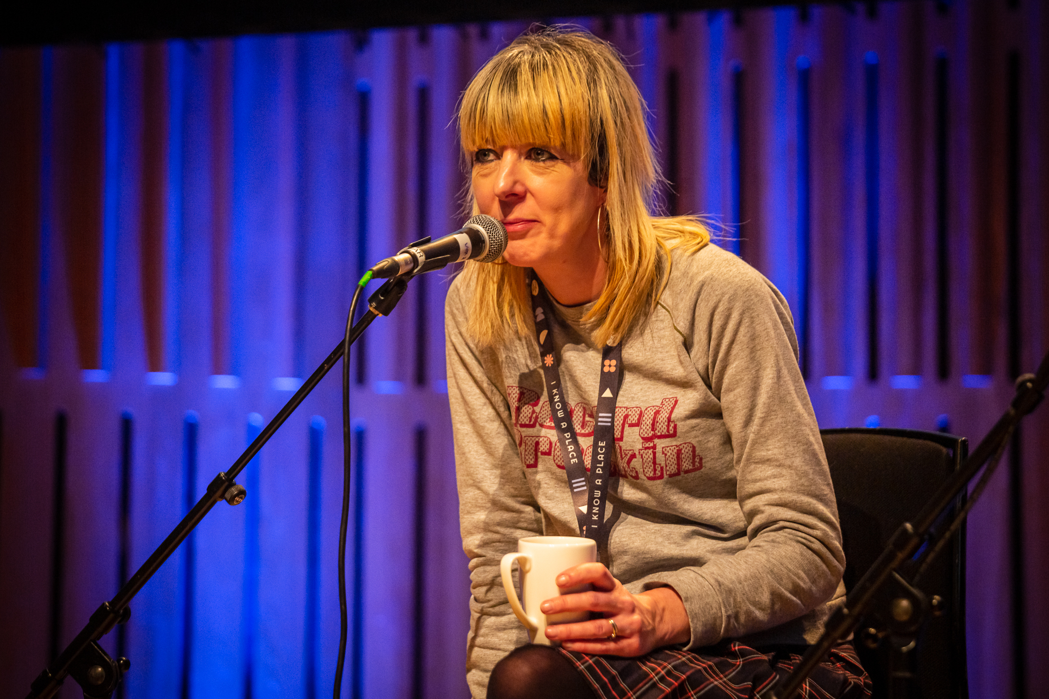 T3 A8953 IKAP Come Play With Me Andrew Benge