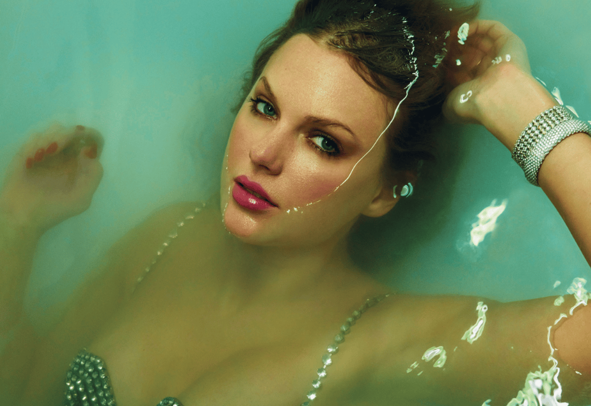 Taylor Swift Reveals New Variant Of The Life Of A Showgirl The Line Taylor swift reveals new variant of the life of a showgirl the line