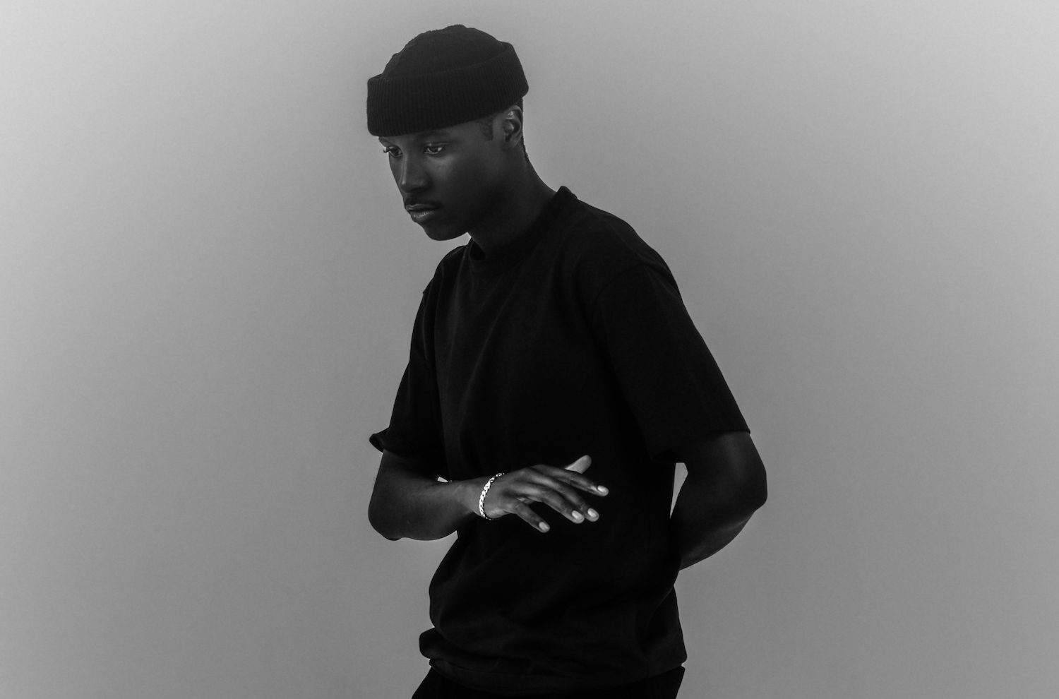 Tendai Theo Gould Lead