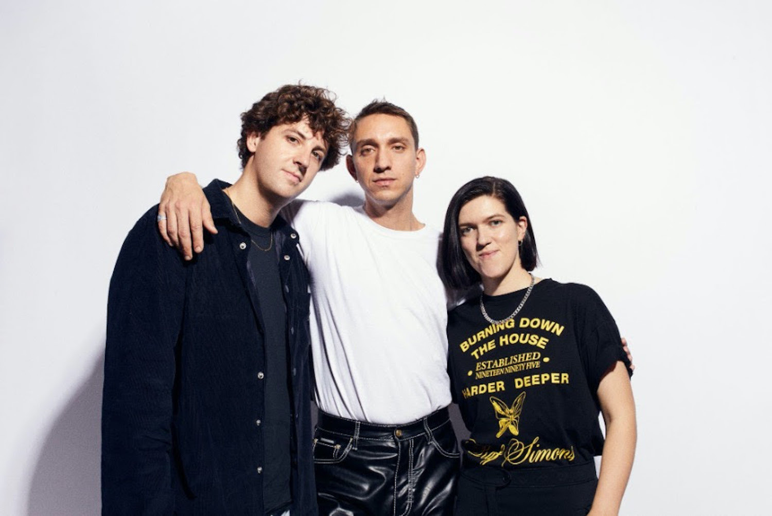 The xx share digital deluxe edition of Coexist album for tenth The xx share digital deluxe edition of Coexist album for tenth