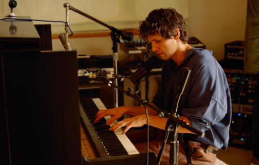 Tobias Jesso Jr shine