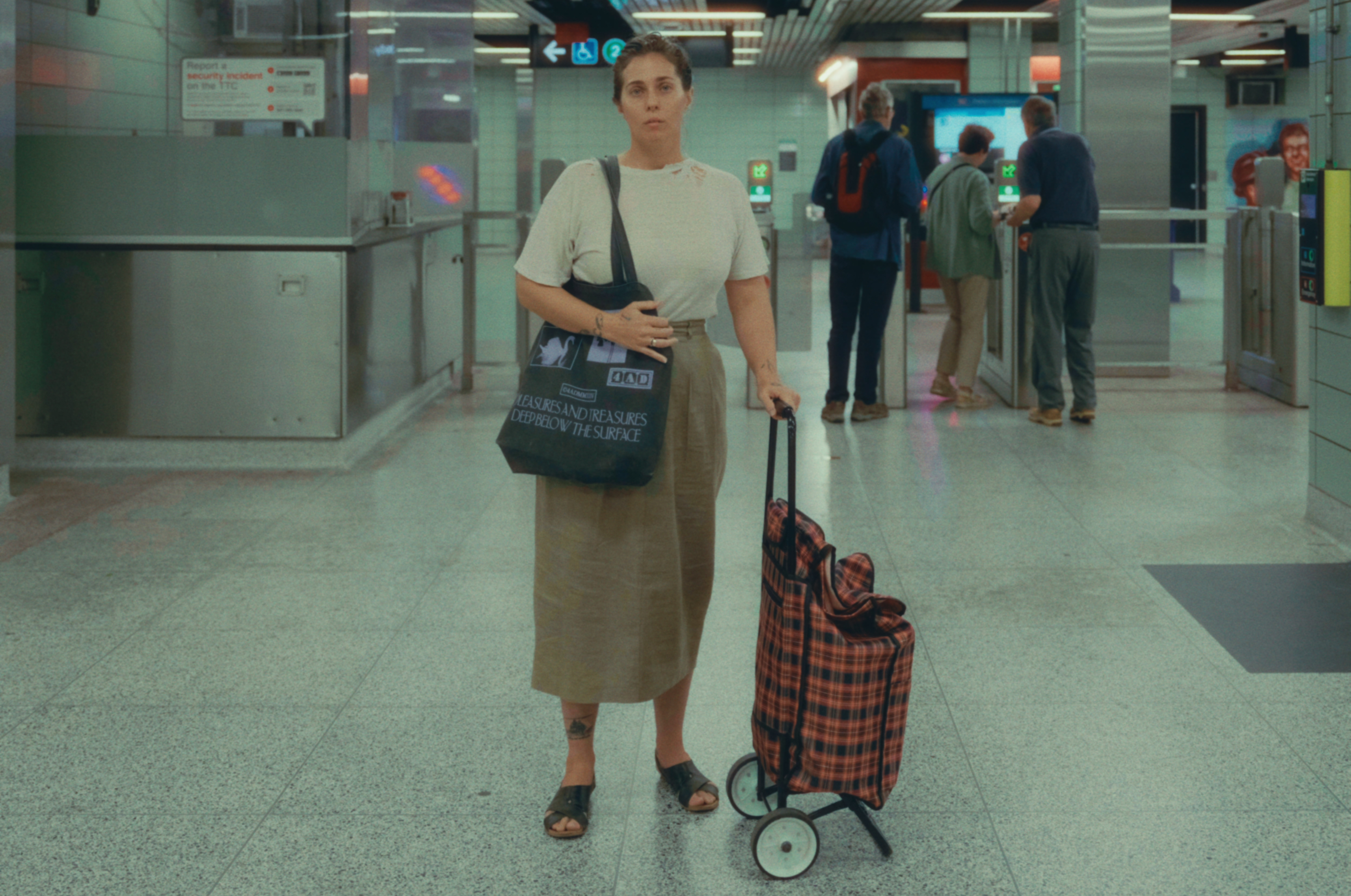 US Girls Running Errands Press Photo Colin Medley