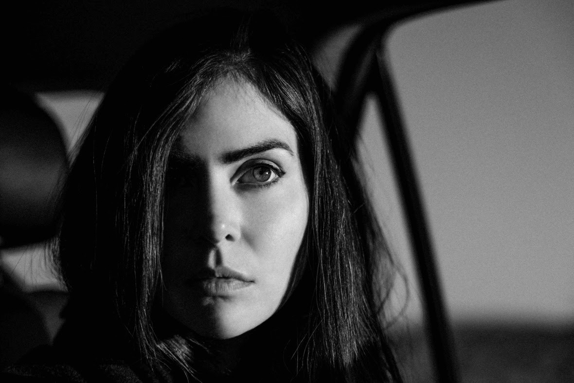 Vera Sola Peacemaker 2023