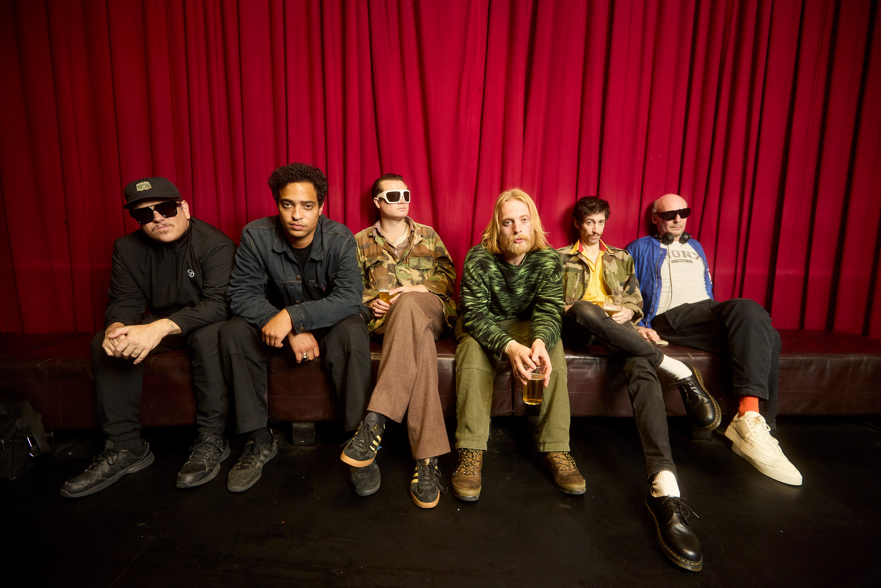 Warmduscher Staying Alive