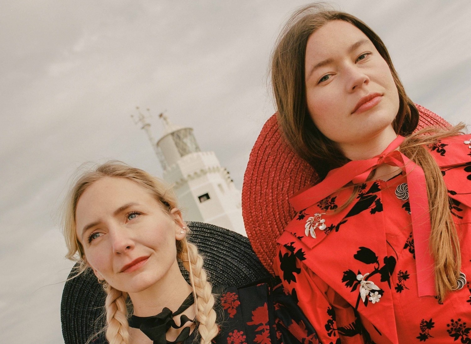 Wet Leg ret PC Hollie Fernando 300dpi