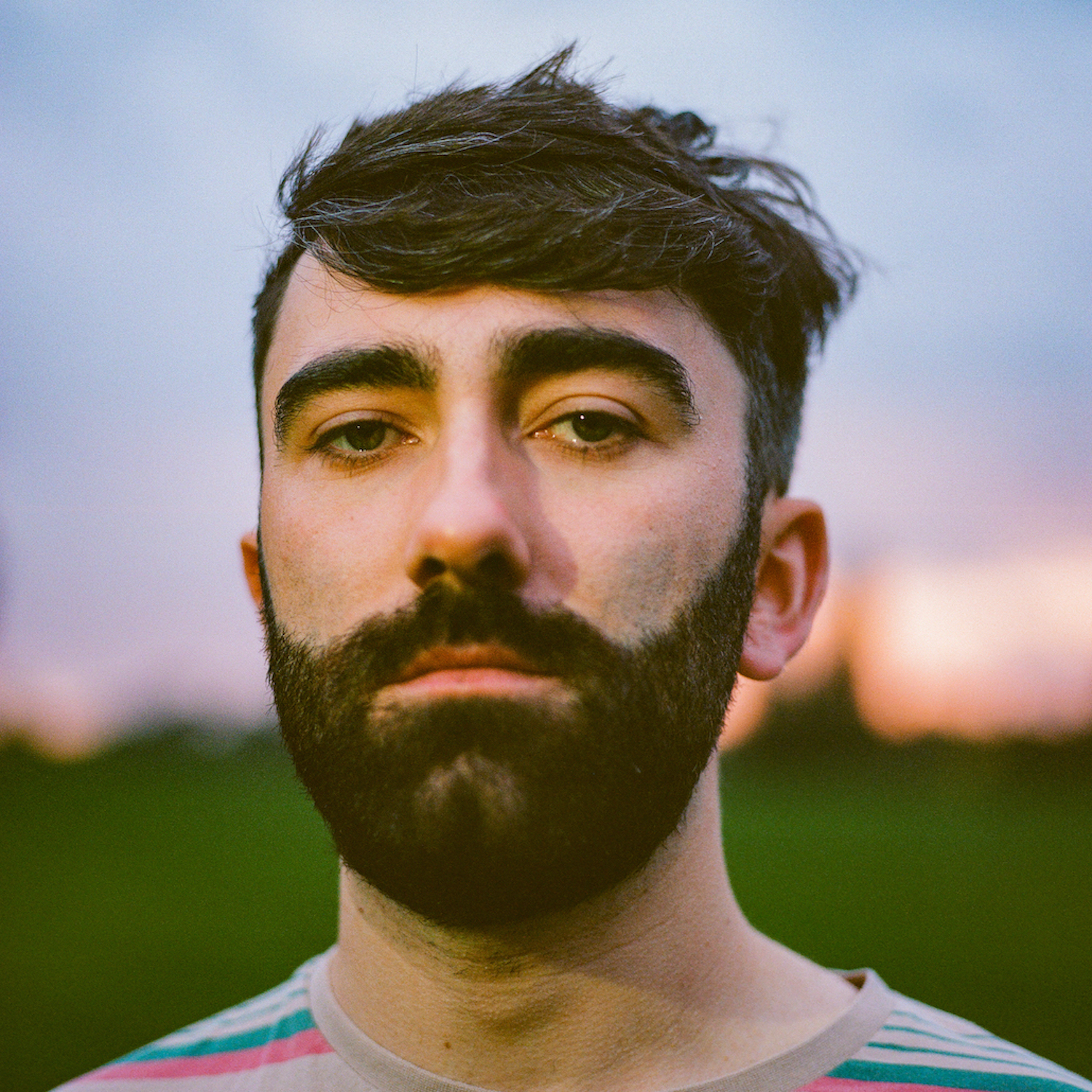 Yenkee Lead Press Shot 4