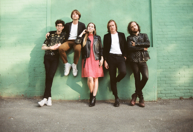 Yukon Blonde web