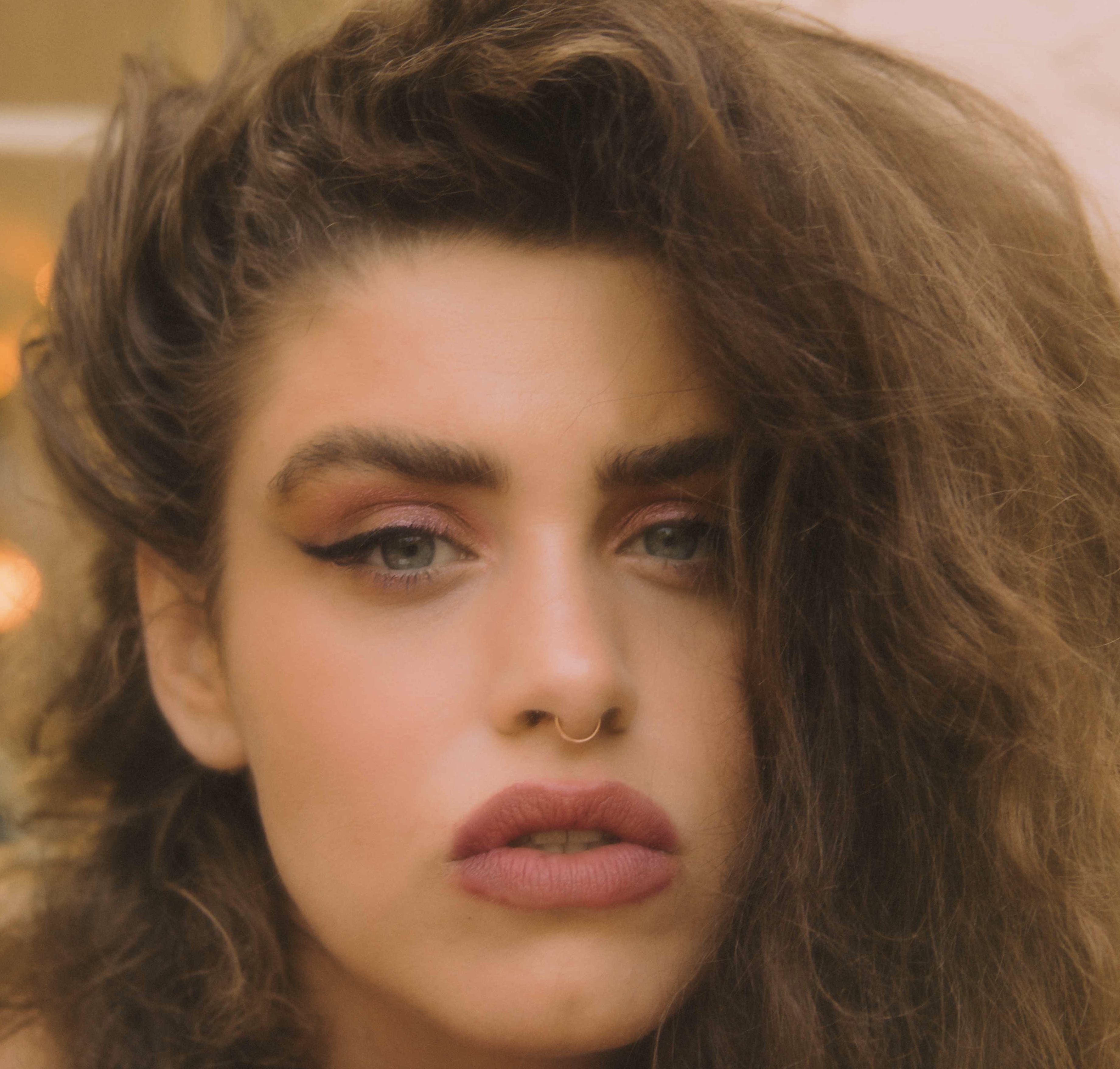 Zoe High Res