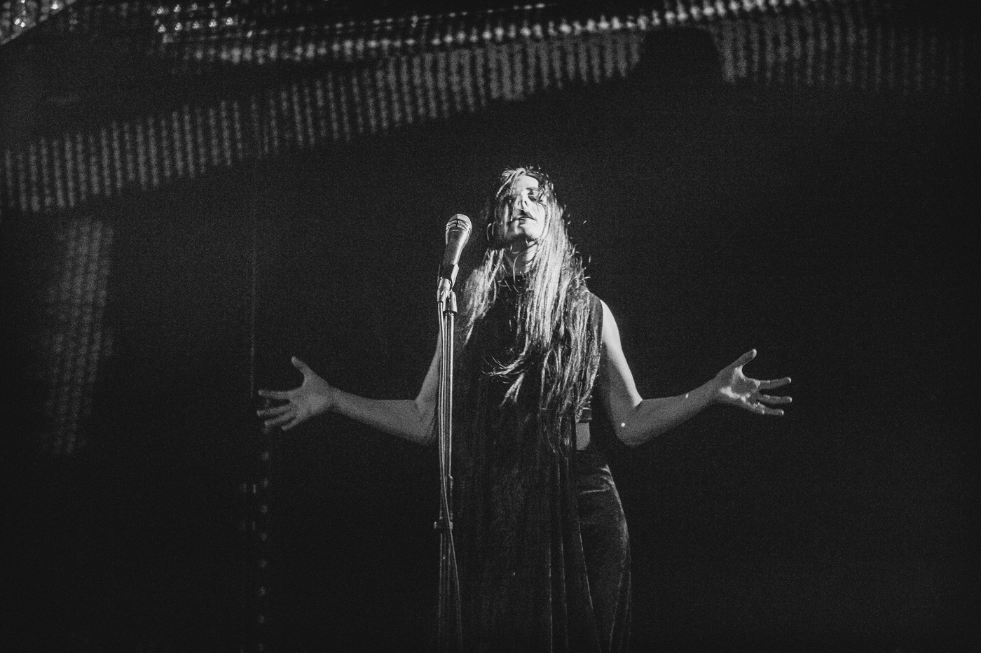 Zola Jesus Monk Rome 141117 Photoby Kimberley Ross 23