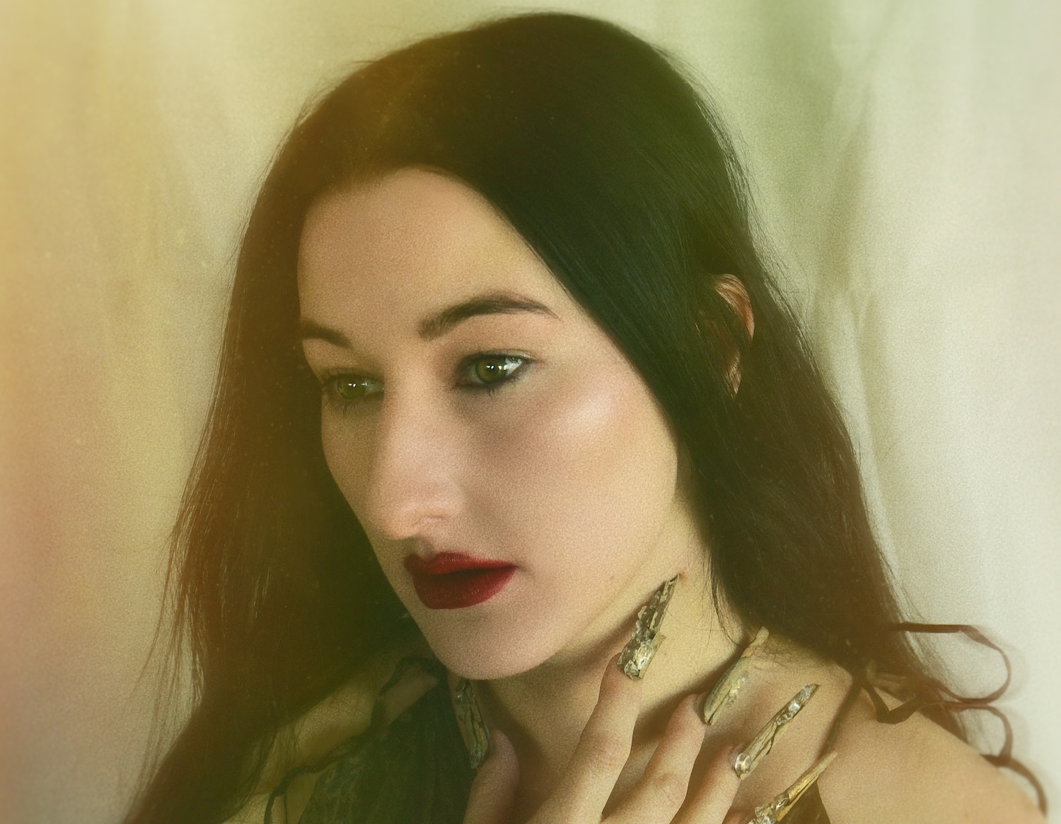 Zola Jesus press photo 3 credit shervin lainez