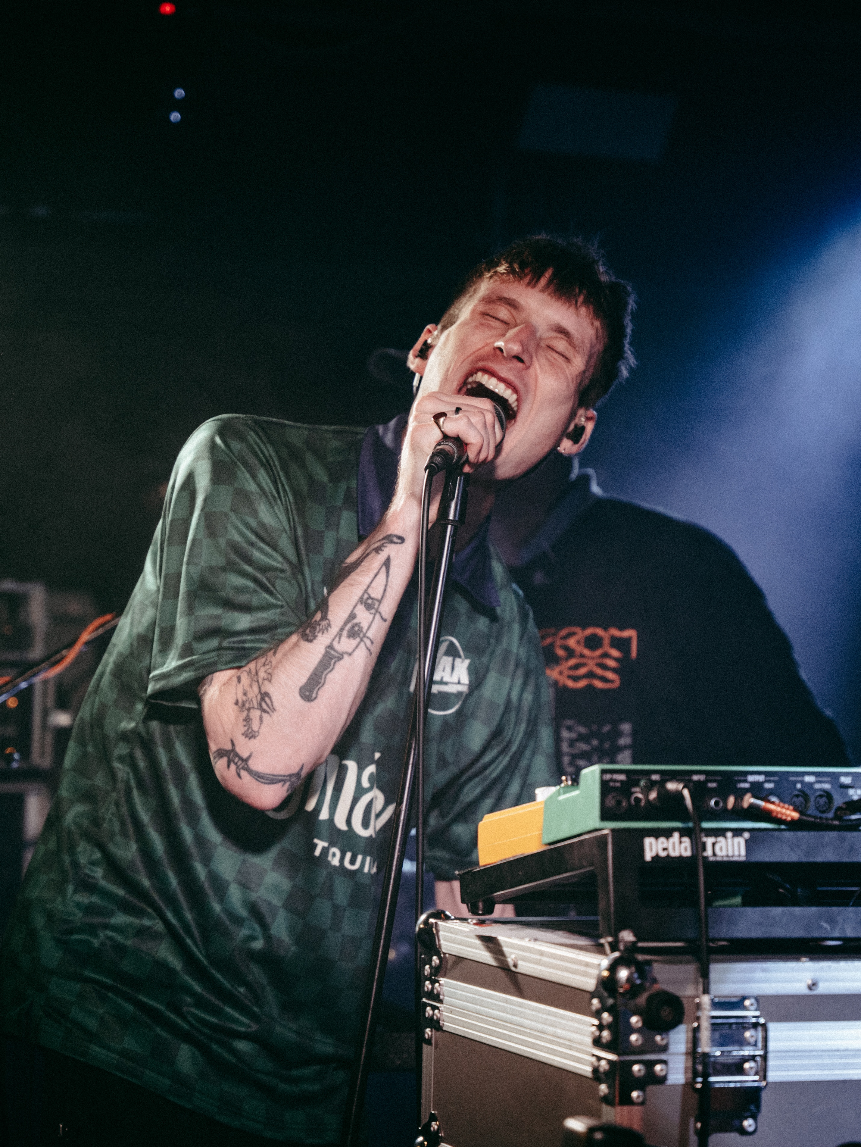 Adult dvd 15 11 2025 gracie hall gracroc 3