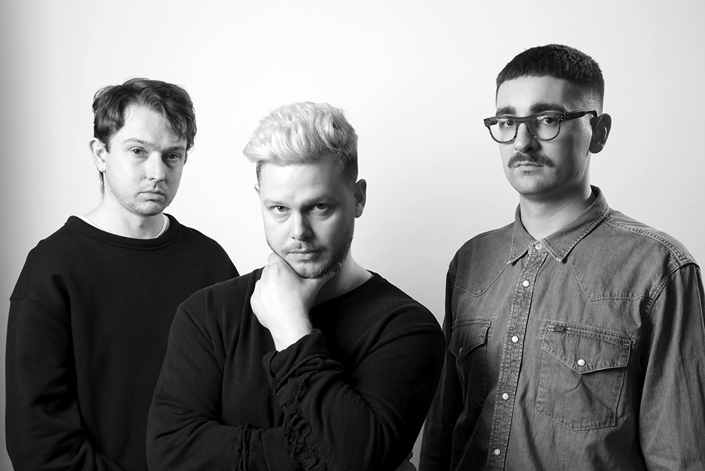 Alt J 2017 01 BW please credit Gabriel Green