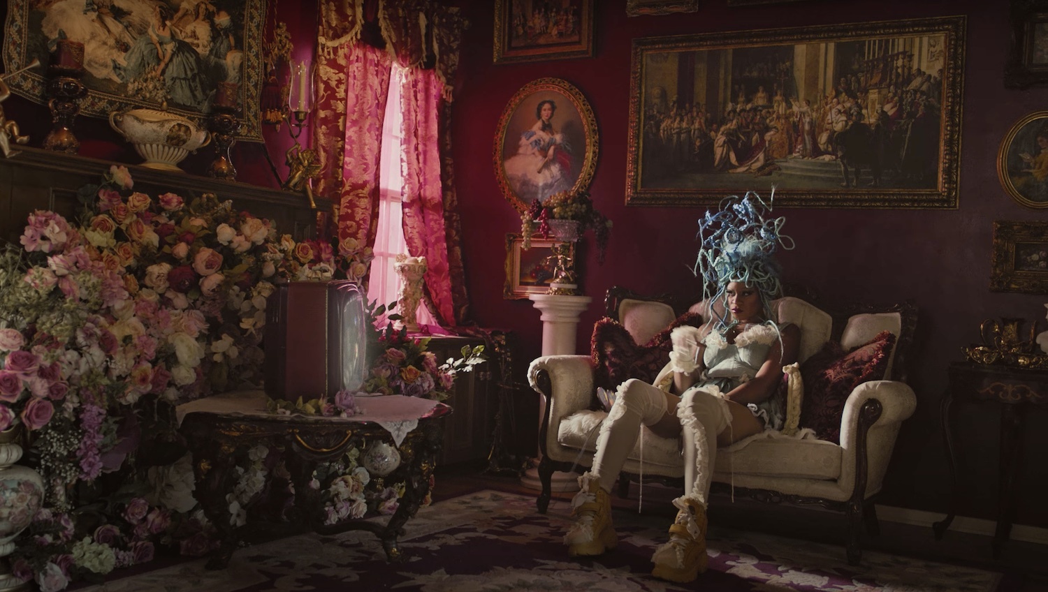 Aluna diplo durante forget about me video youtube