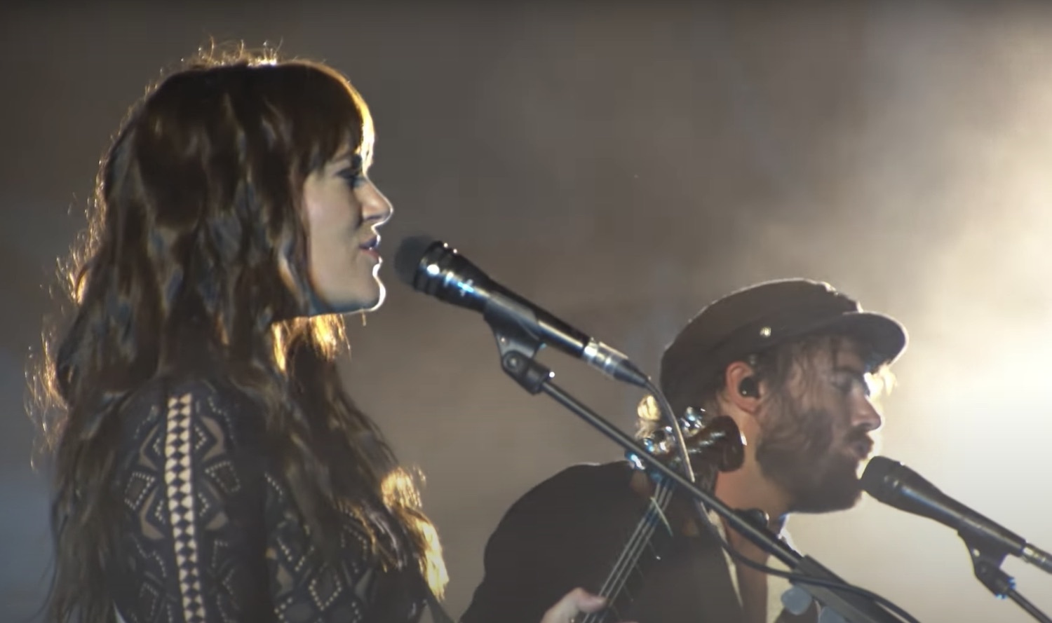 Angus julia stone snow Carcassonne Festival 2018 youtube
