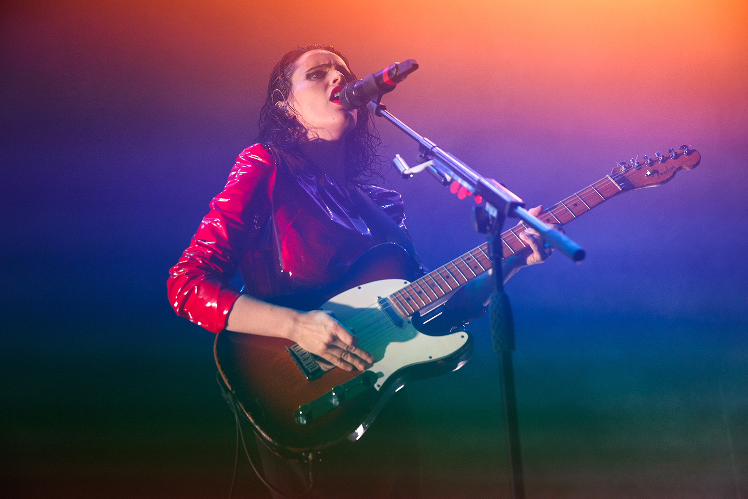 Anna calvi roundhouse 070219 burakcingi09