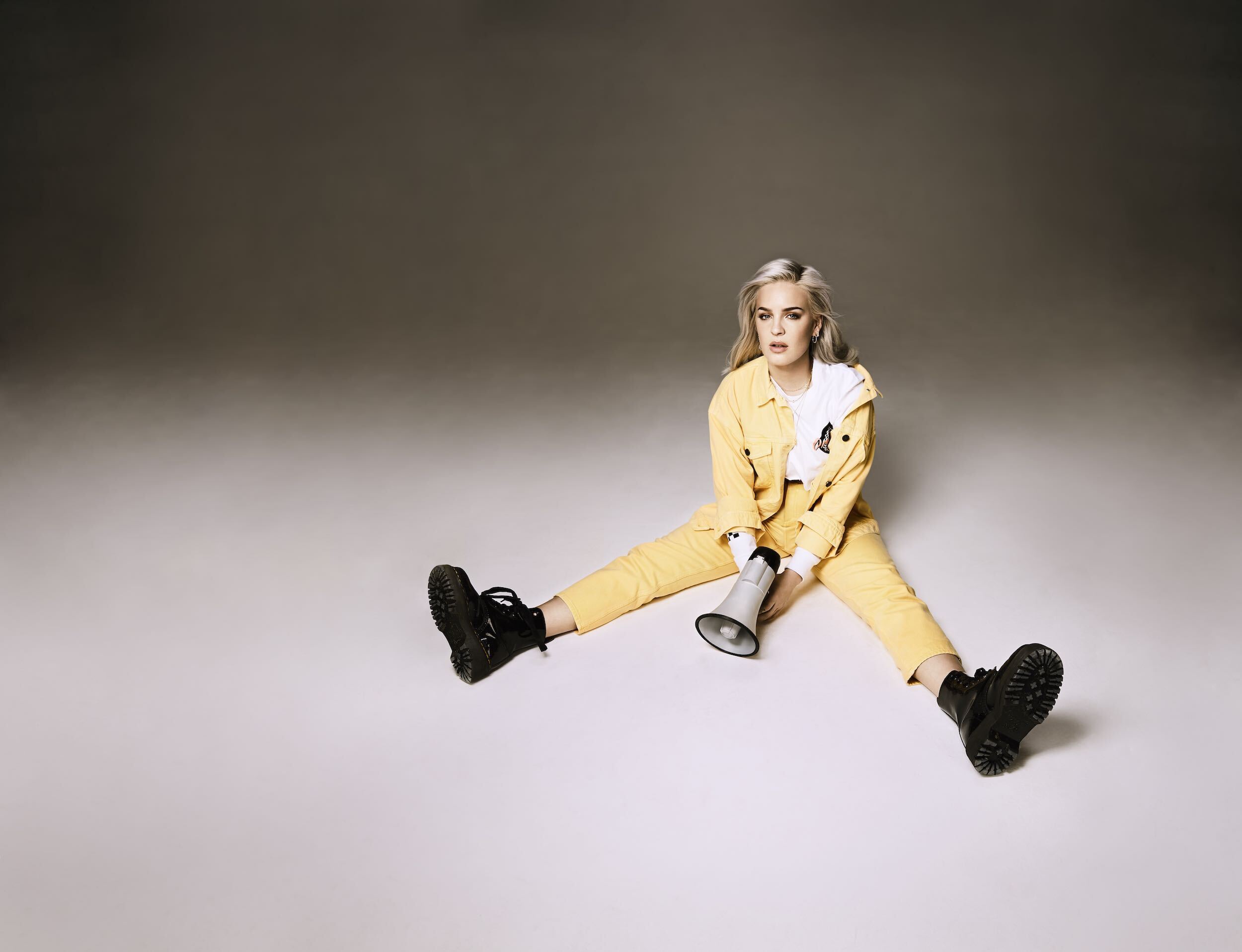 Anne marie feature lead alt