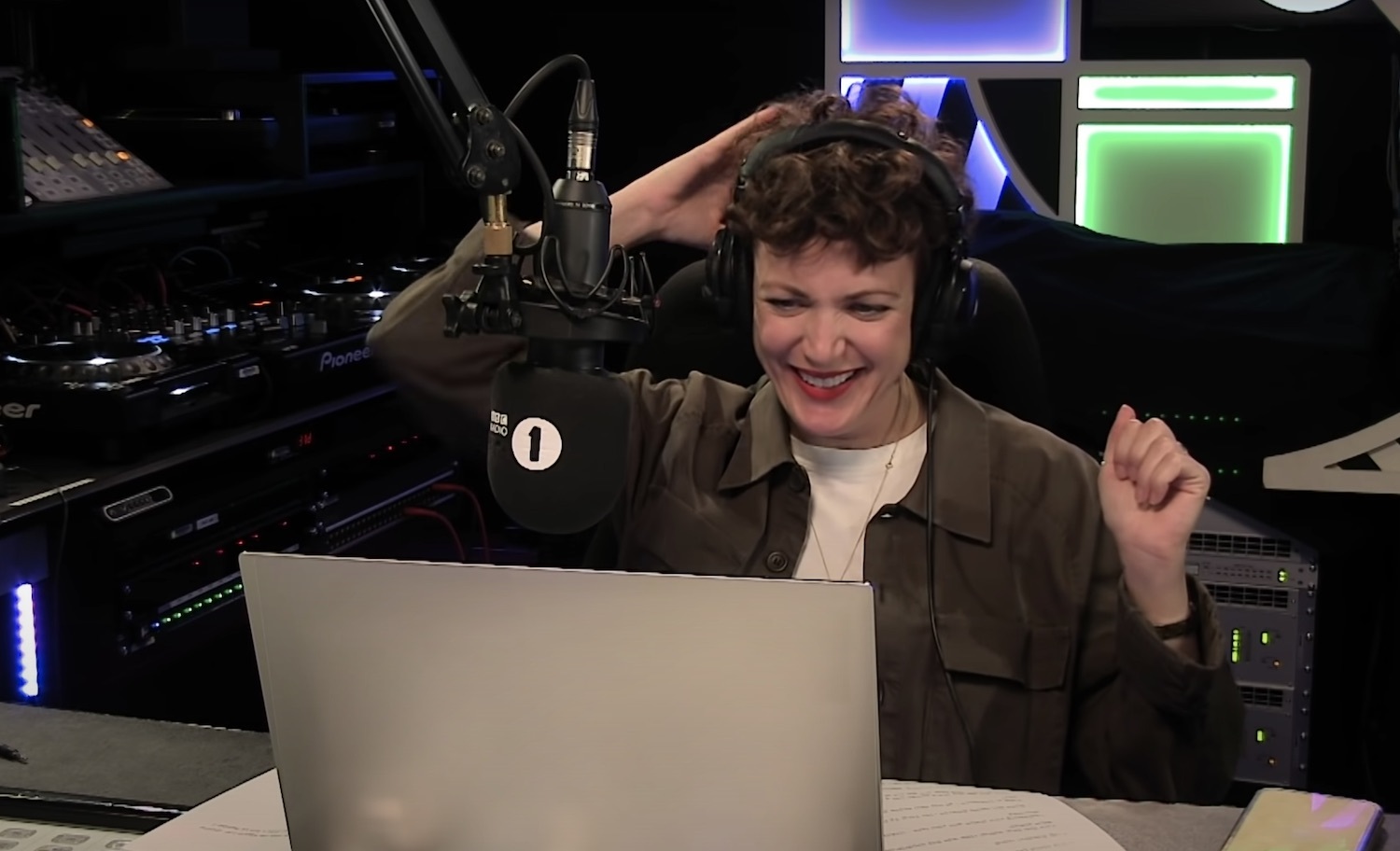 Annie mac billie eilish interview nov 2020 youtube