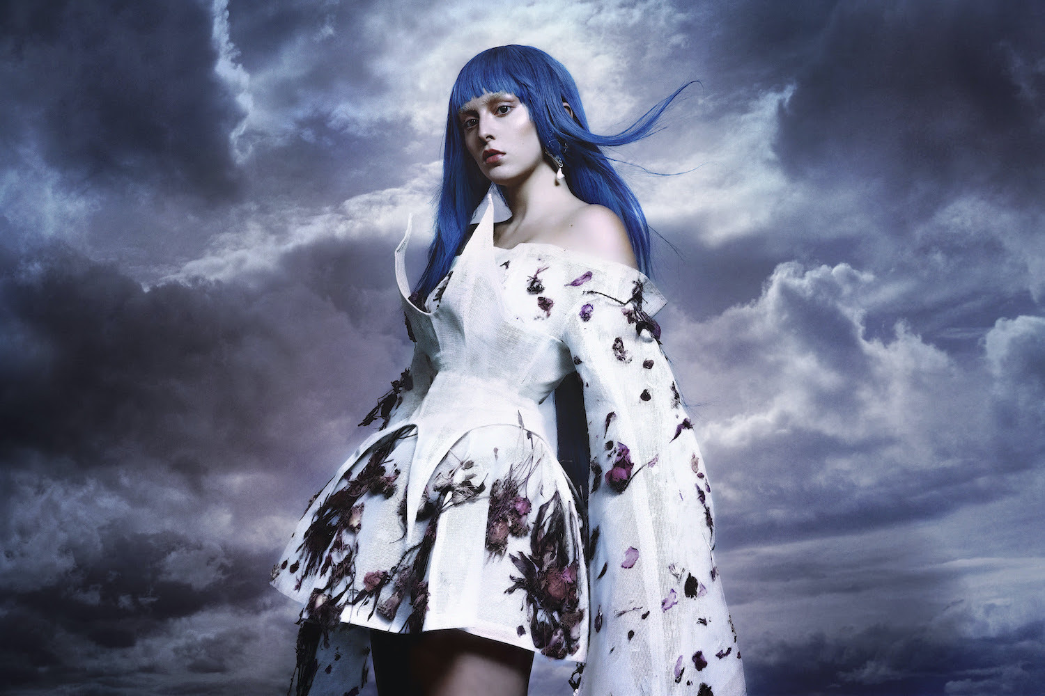 Ashnikko press image 2021 no credit given