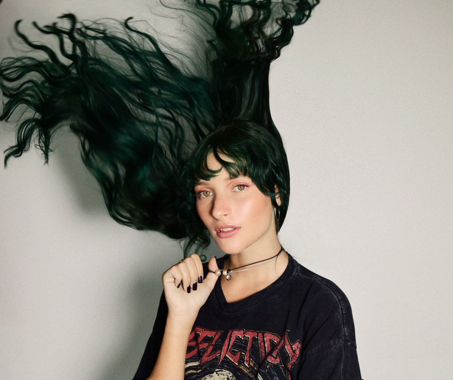 Au ra plz dont waste my youth 2022 press shot